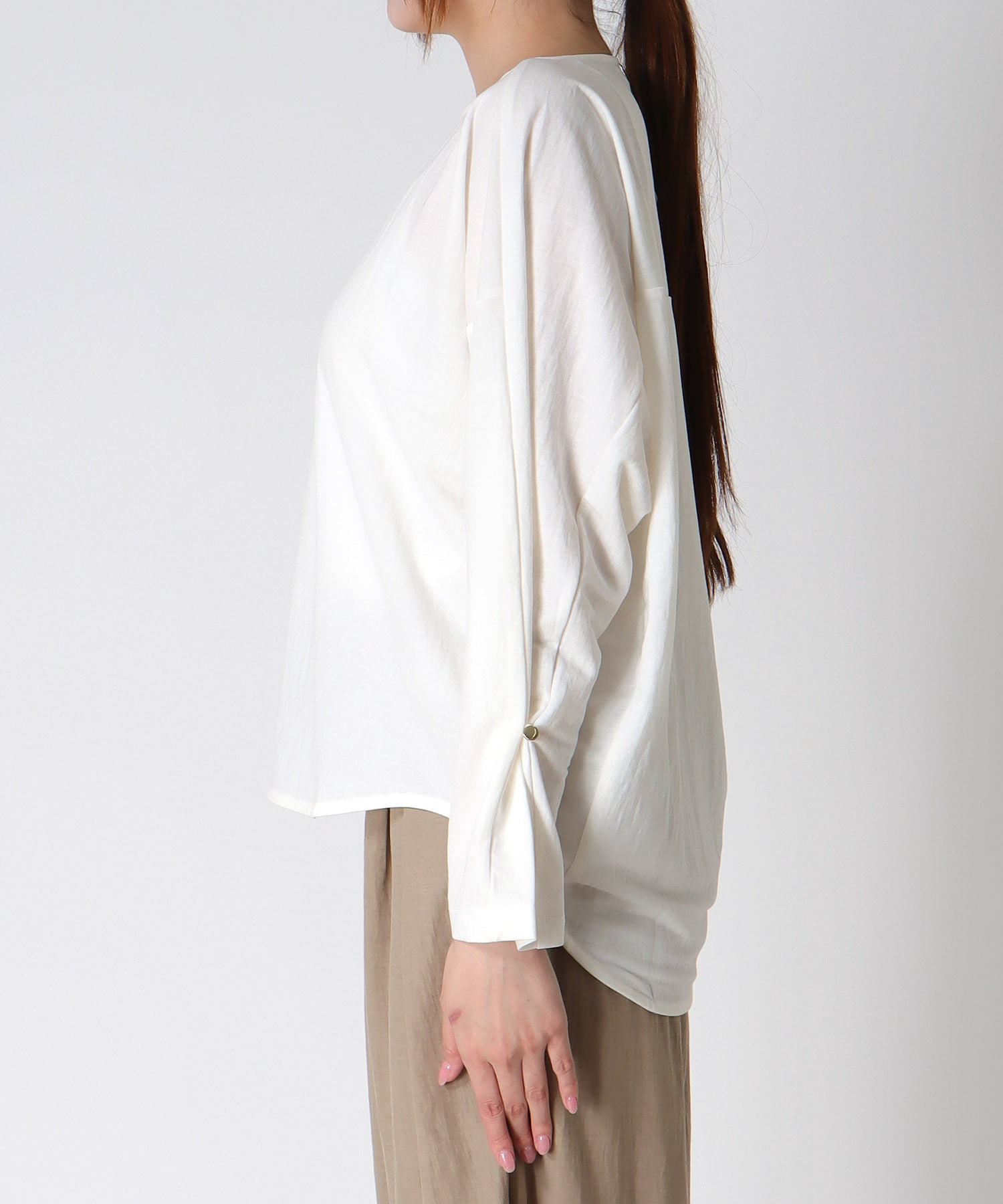 ナチュラルスムース綺麗めトップス