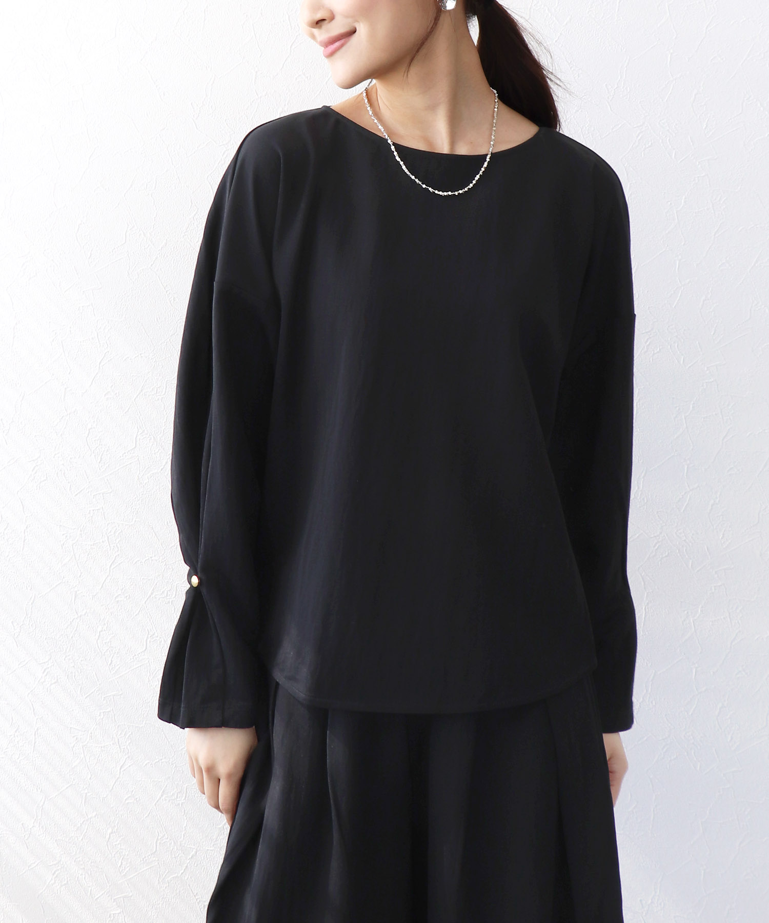 ナチュラルスムース綺麗めトップス