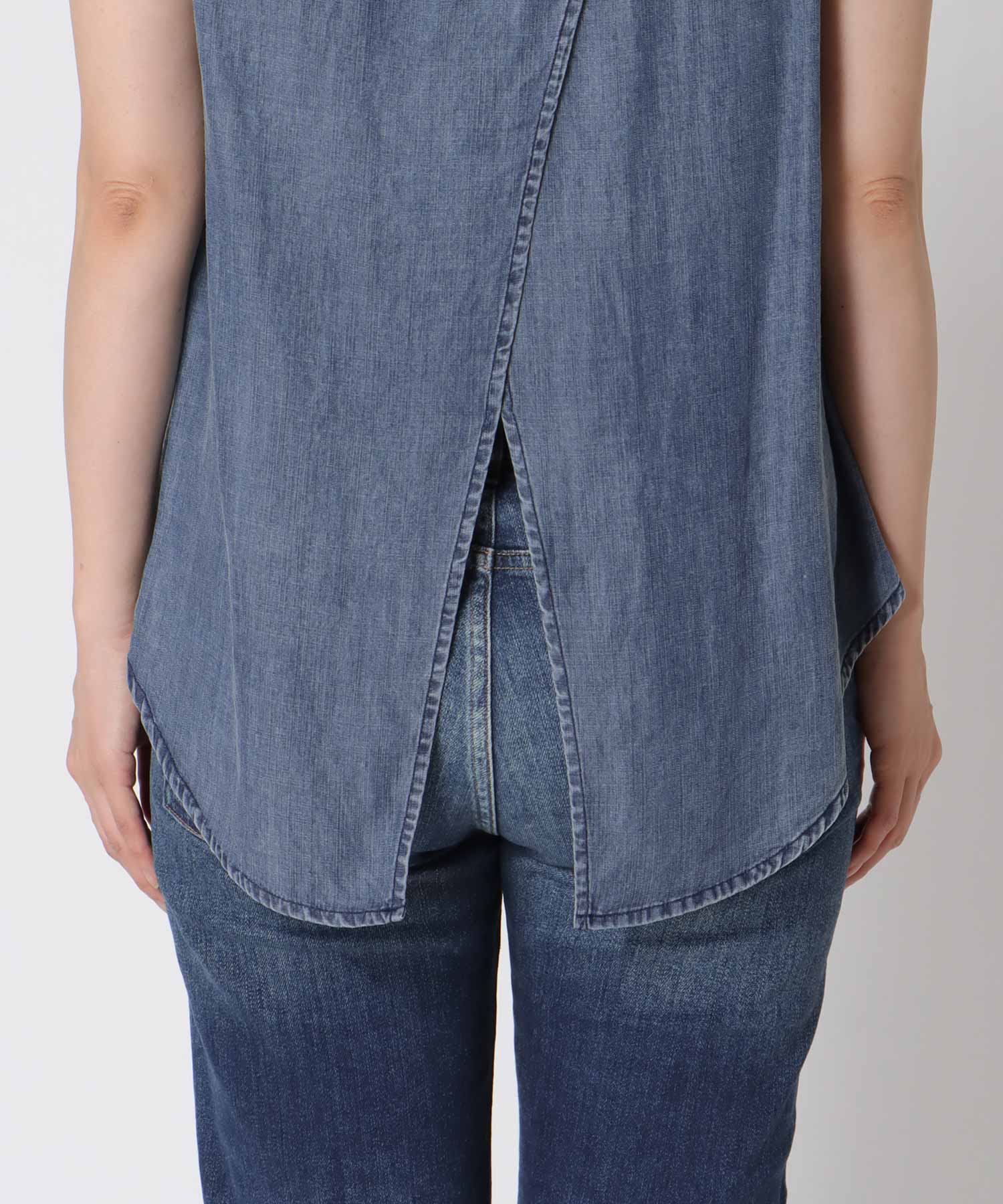 テンセルデニムノースリーブブラウス