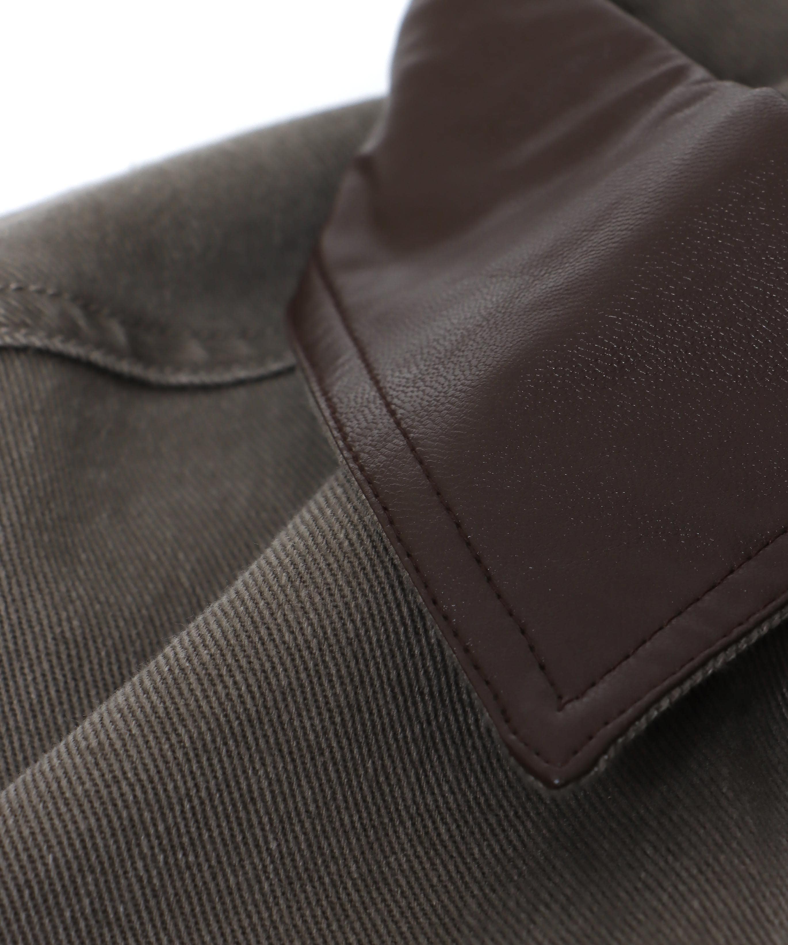 フェイクレザー衿シャツジャケット