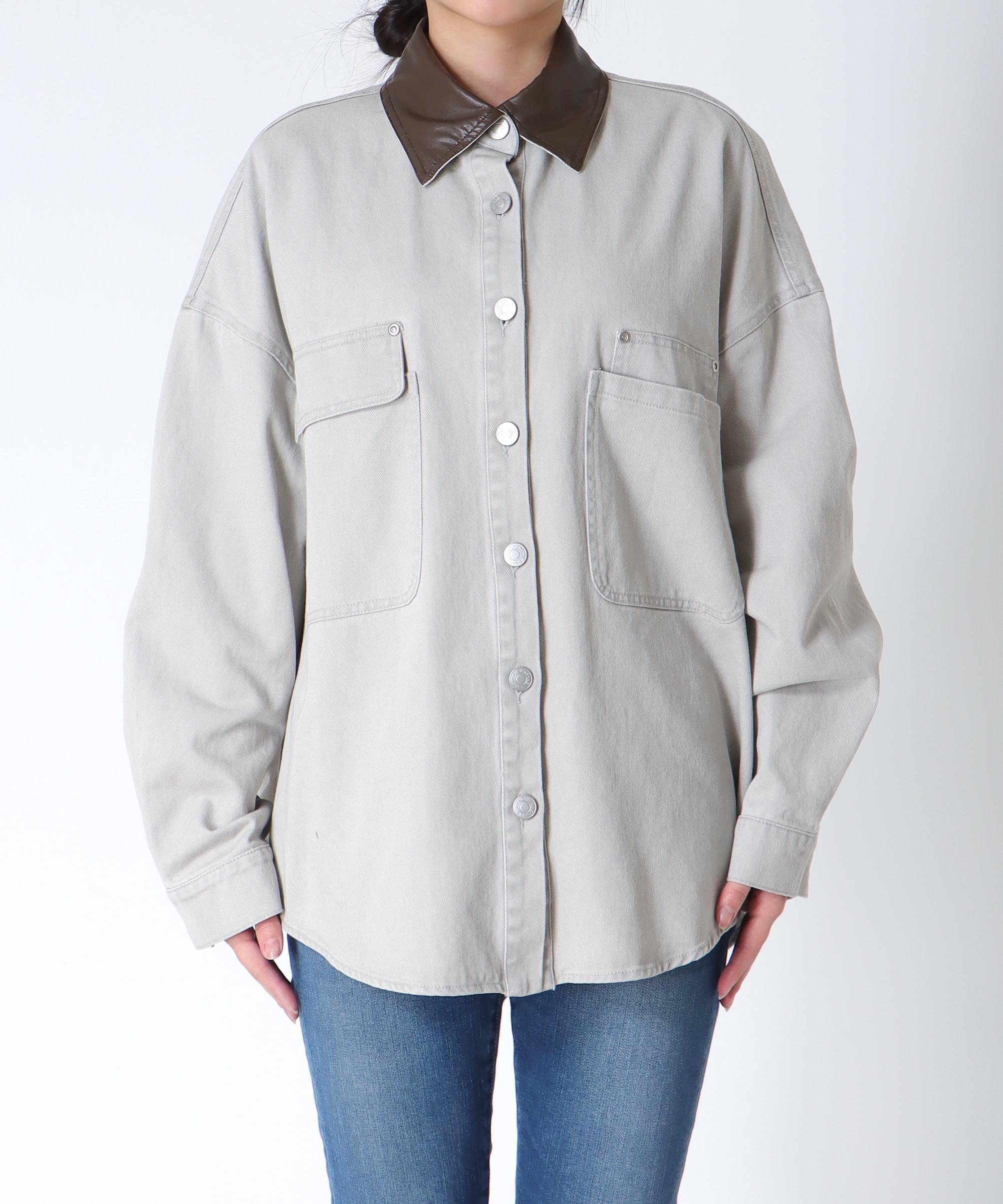 フェイクレザー衿シャツジャケット