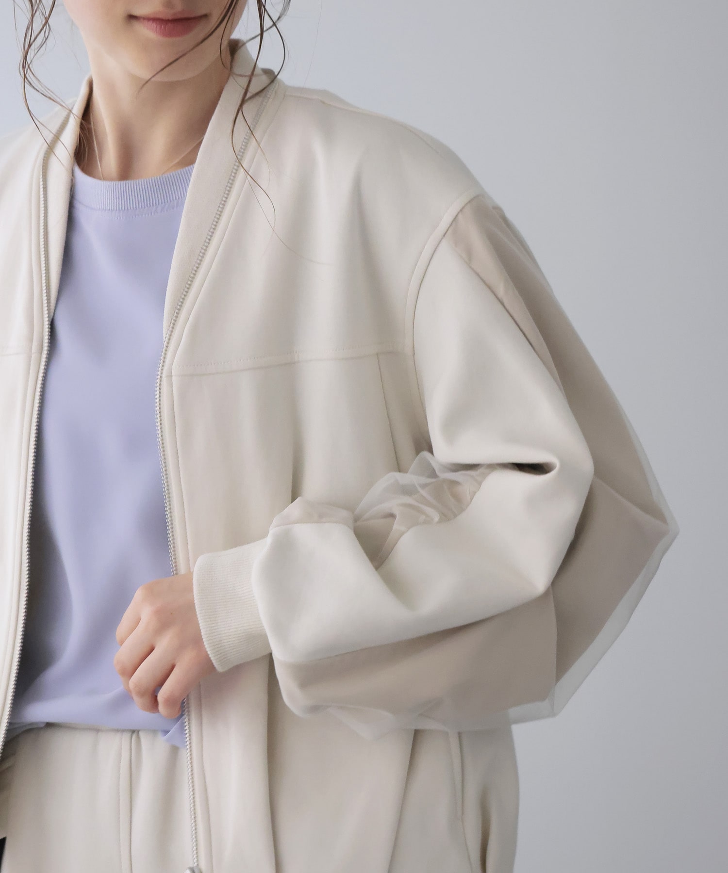 ポンチ袖チュールタックブルゾン