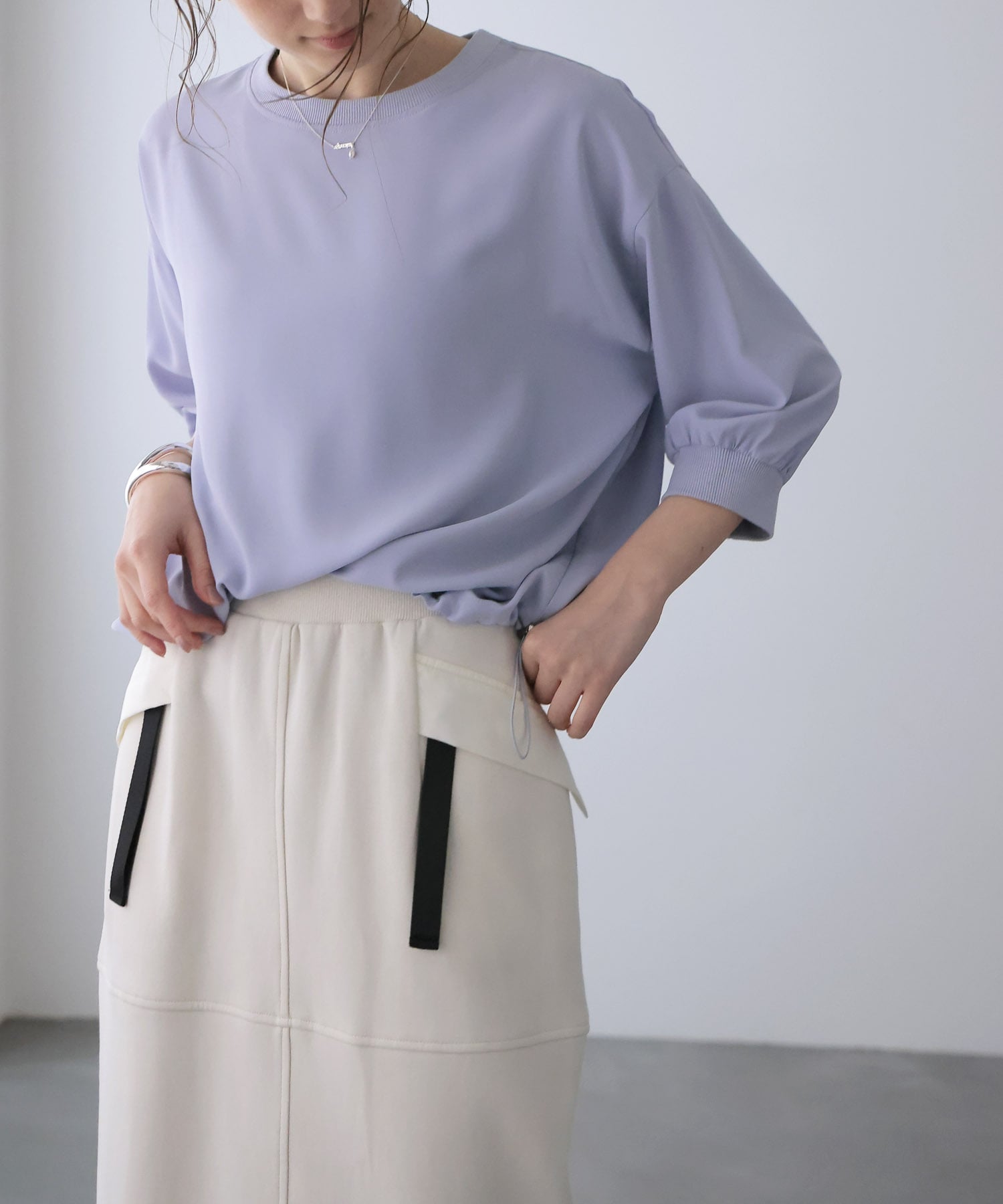 ポンチバックフレアスカート