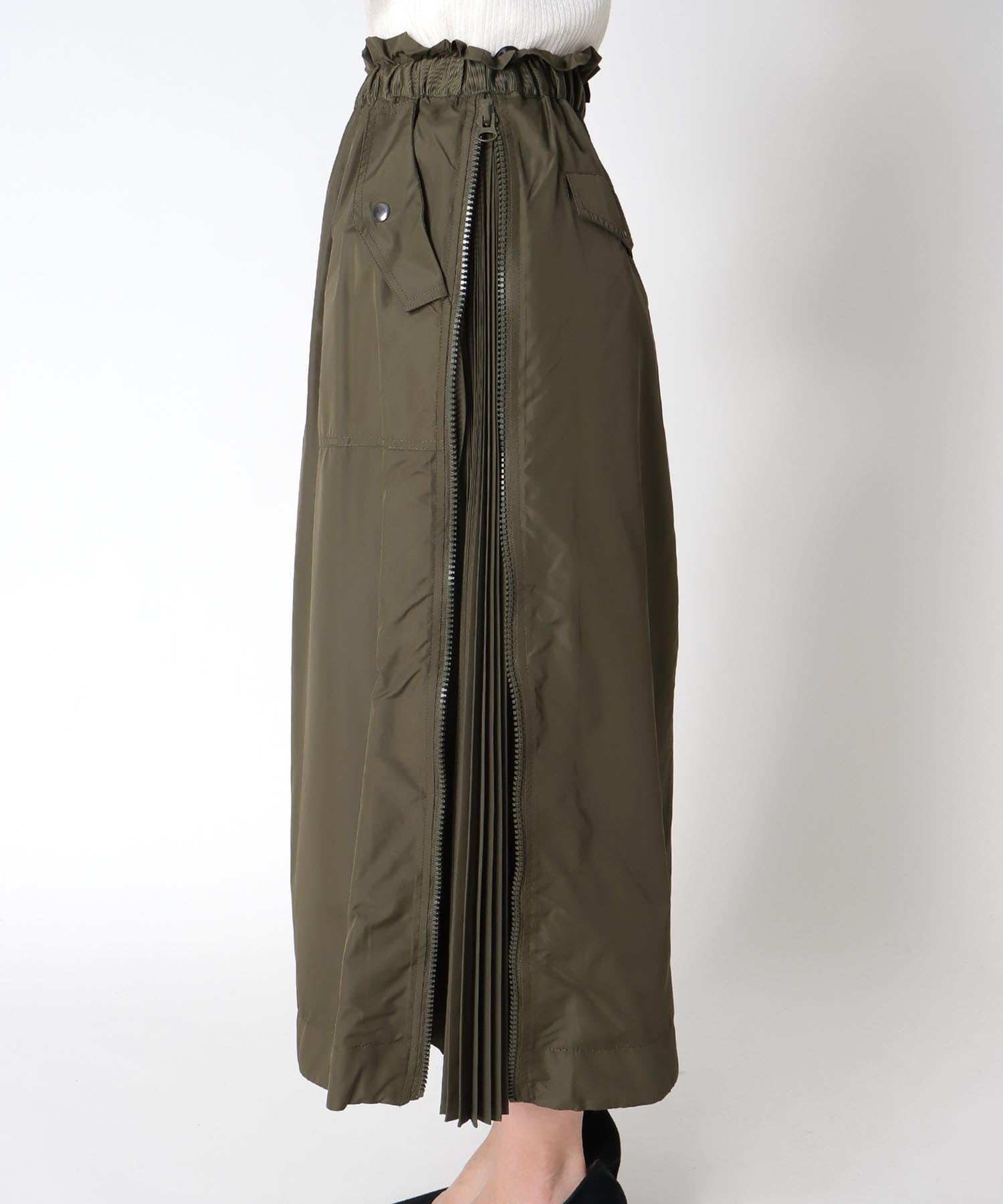 サイドファスナープリーツスカート