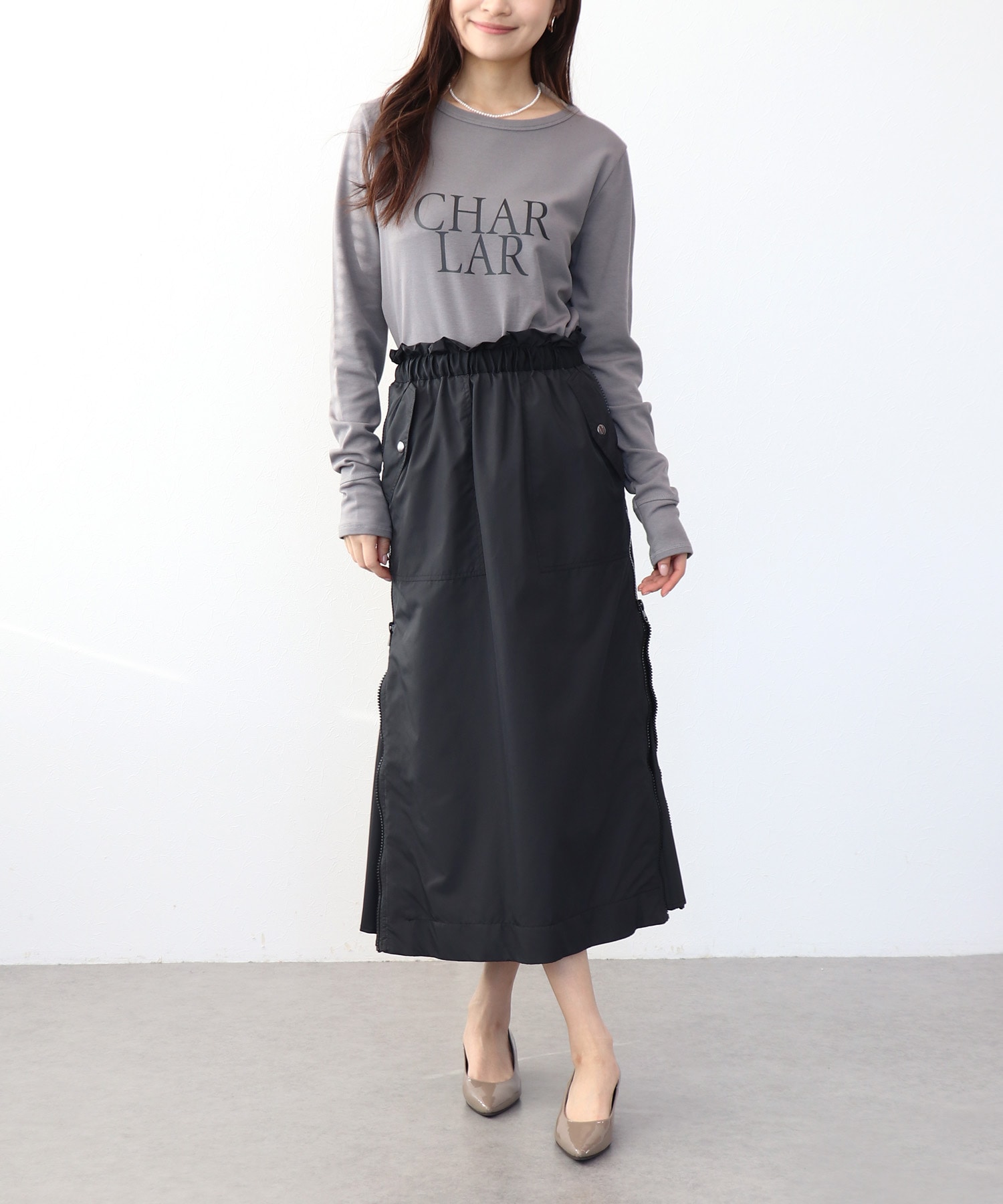 サイドファスナープリーツスカート