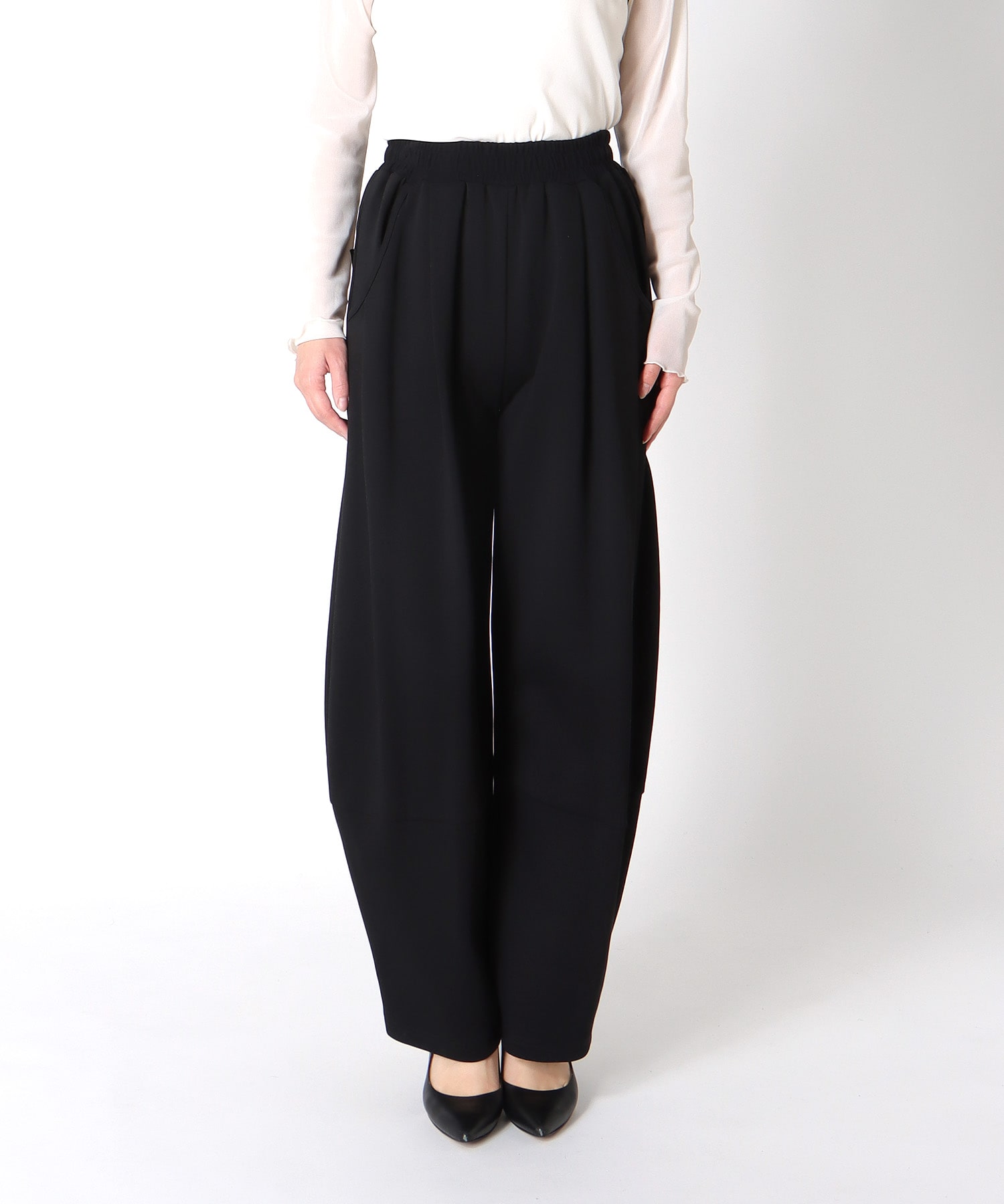 ポンチカービーパンツ