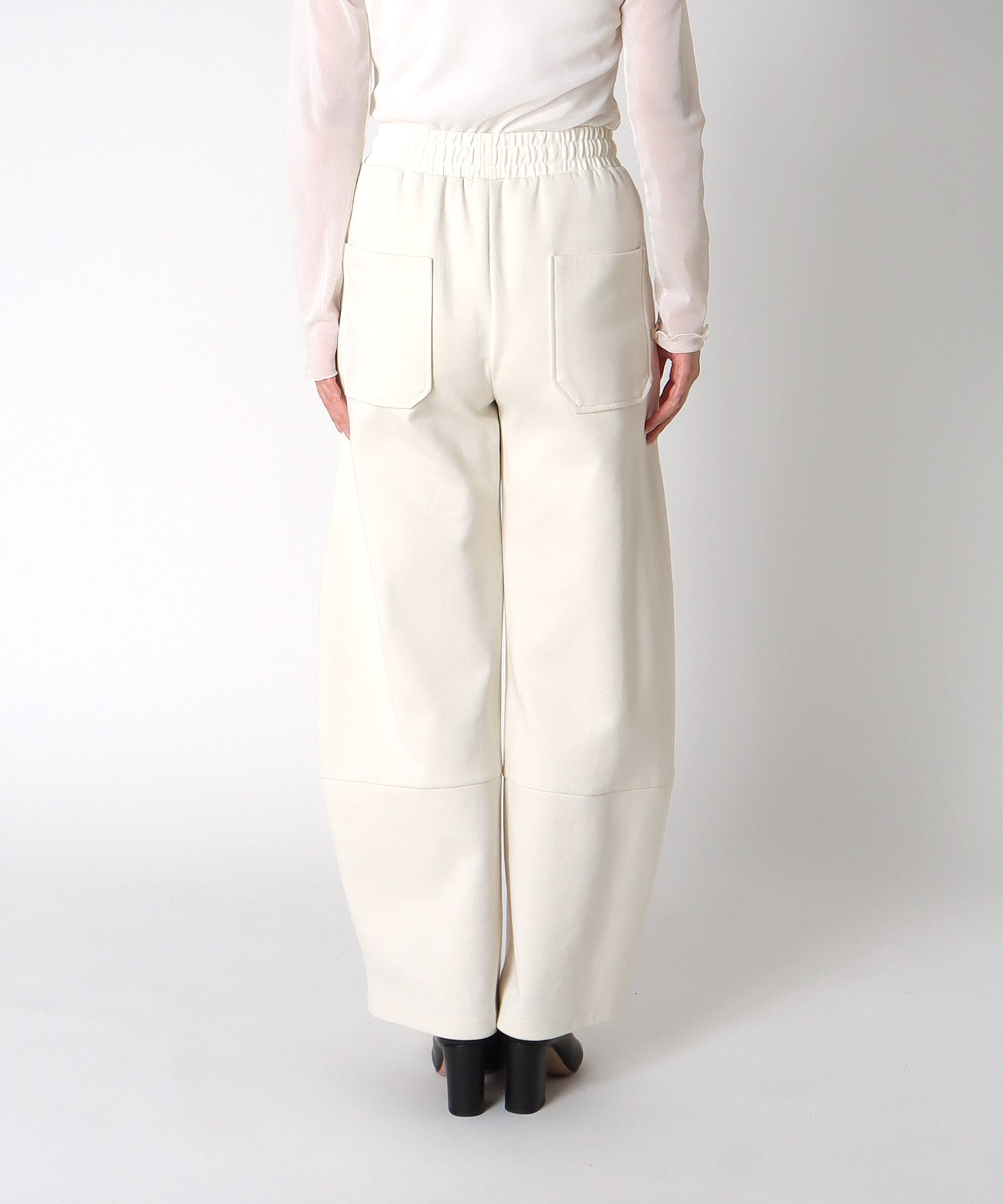 ポンチカービーパンツ