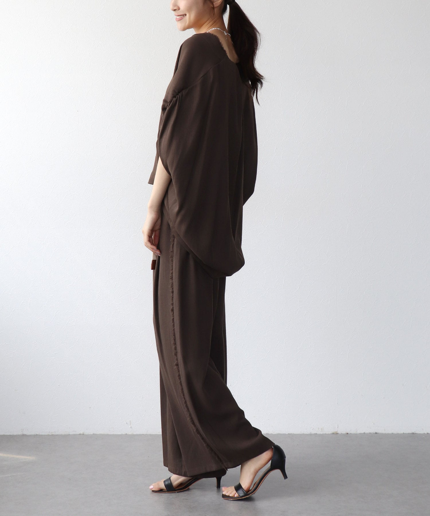 サイドフリンジベルト付パンツ