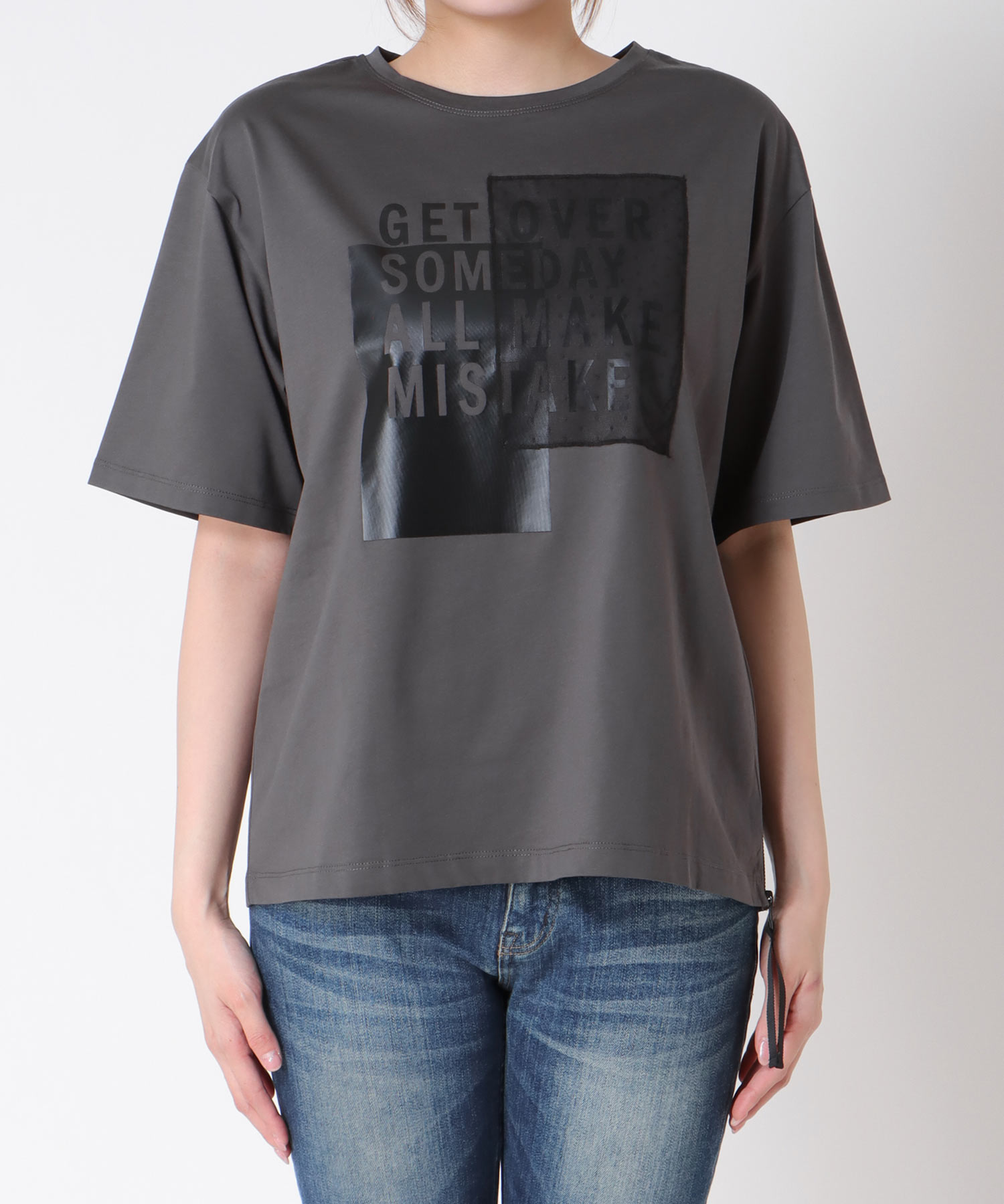 サイドファスナーロゴTシャツ