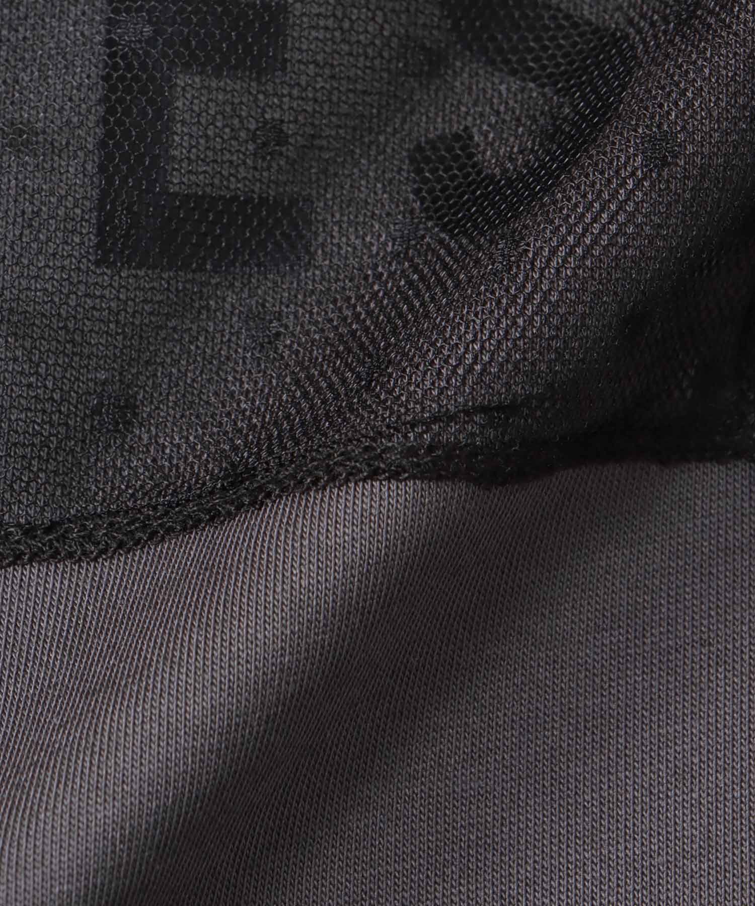 サイドファスナーロゴTシャツ