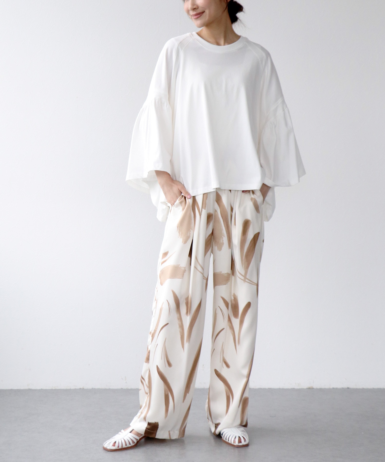 〔お家で試着〕リブ切替ギャザースリーブトップス