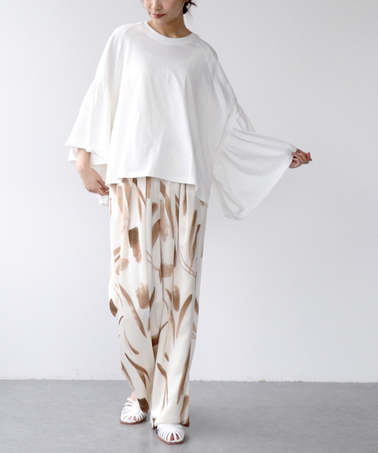 〔お家で試着〕リブ切替ギャザースリーブトップス