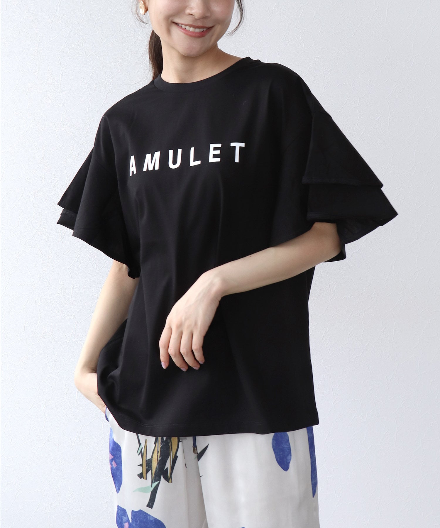 フリルスリーブロゴTシャツ