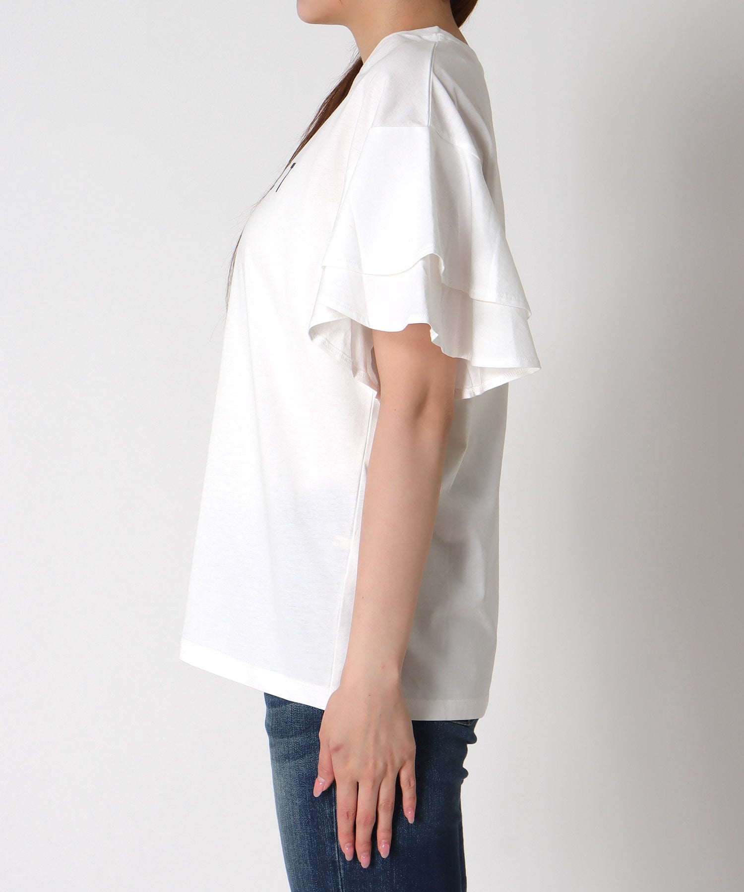 フリルスリーブロゴTシャツ
