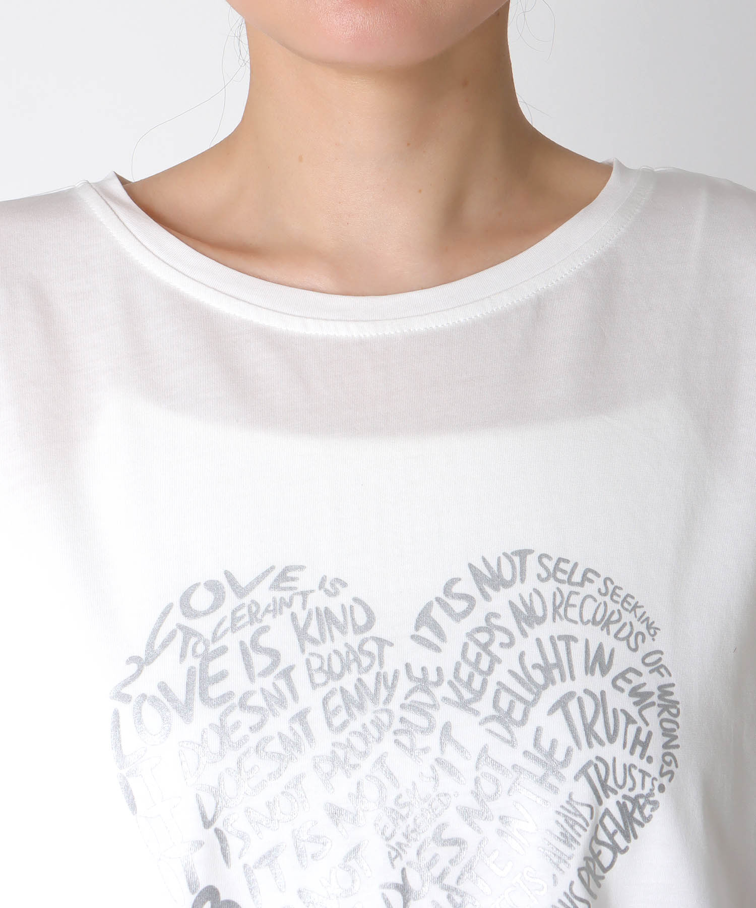 ハートロゴTシャツ