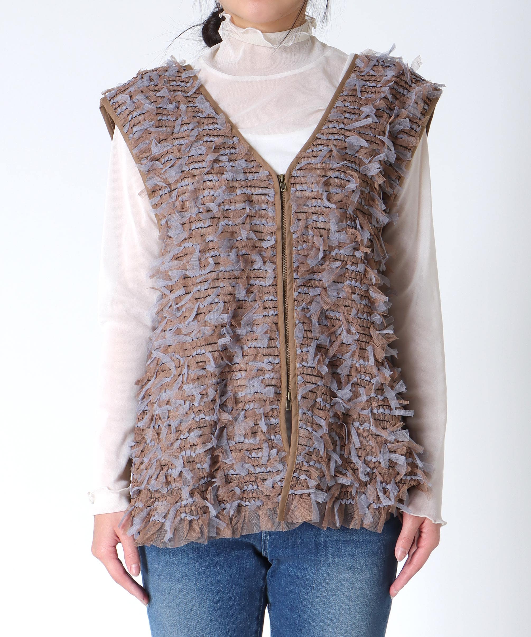 チュールレースベスト