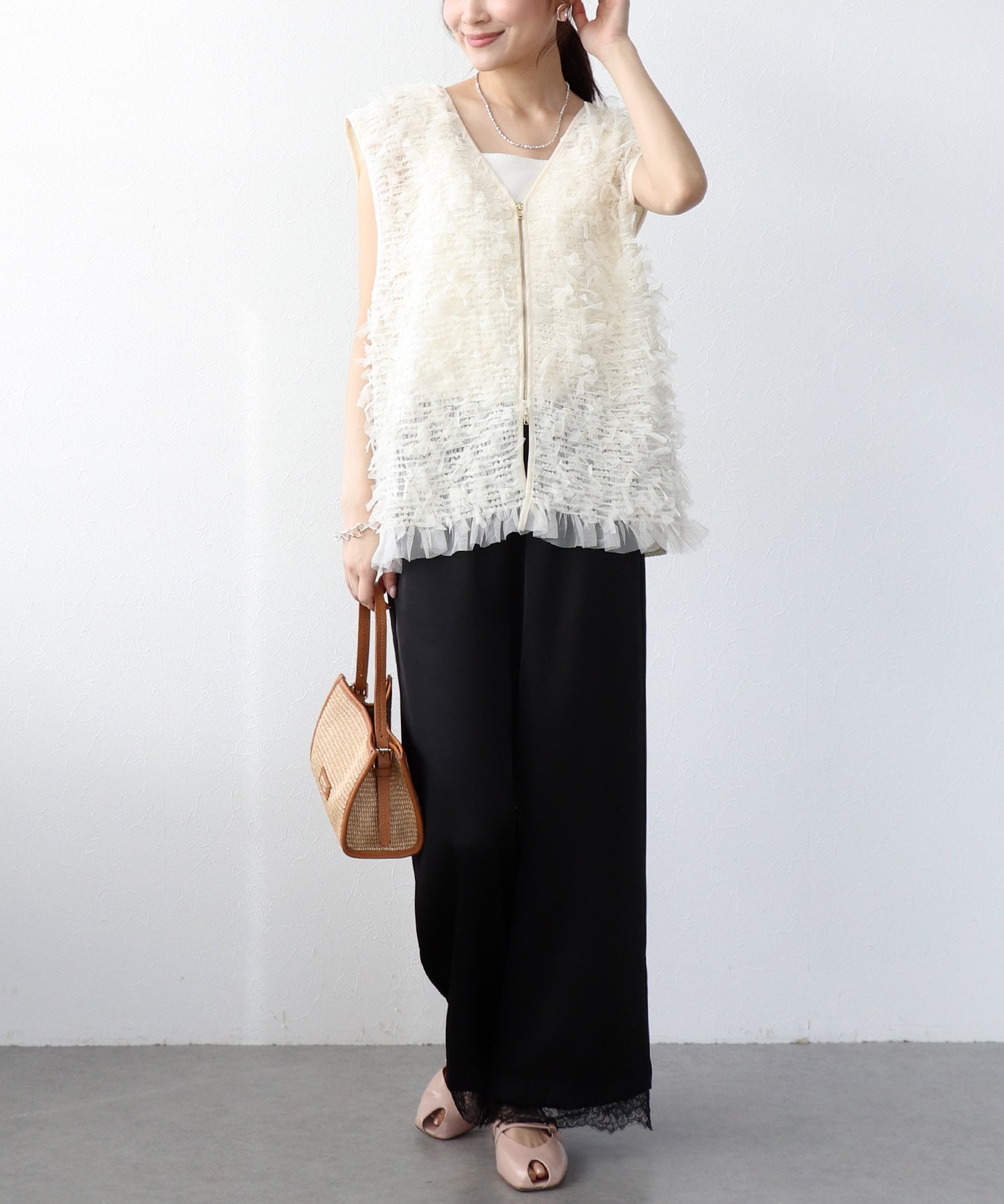 チュールレースベスト