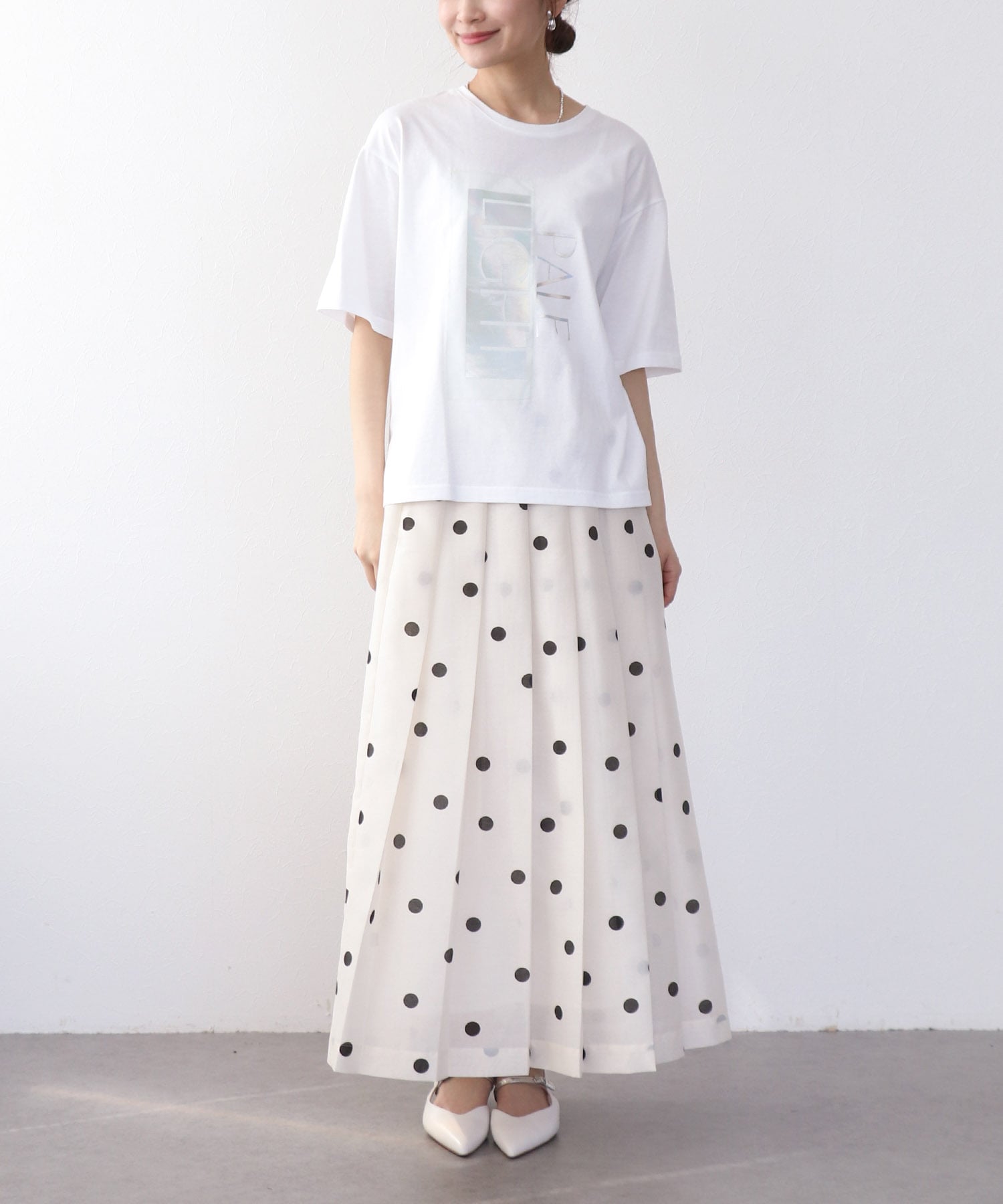 メタリックプリントTシャツ