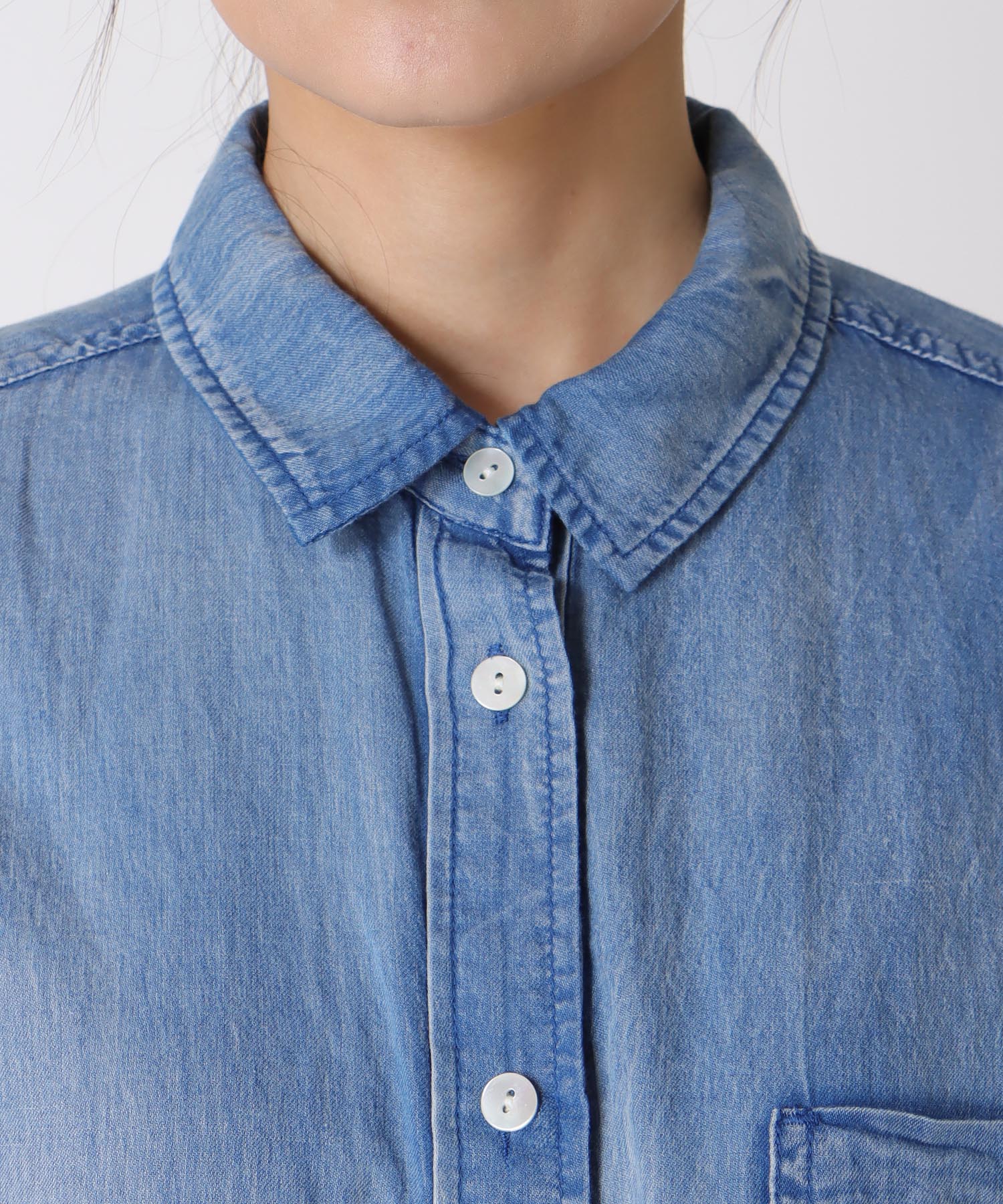 デニム風加工シャツ