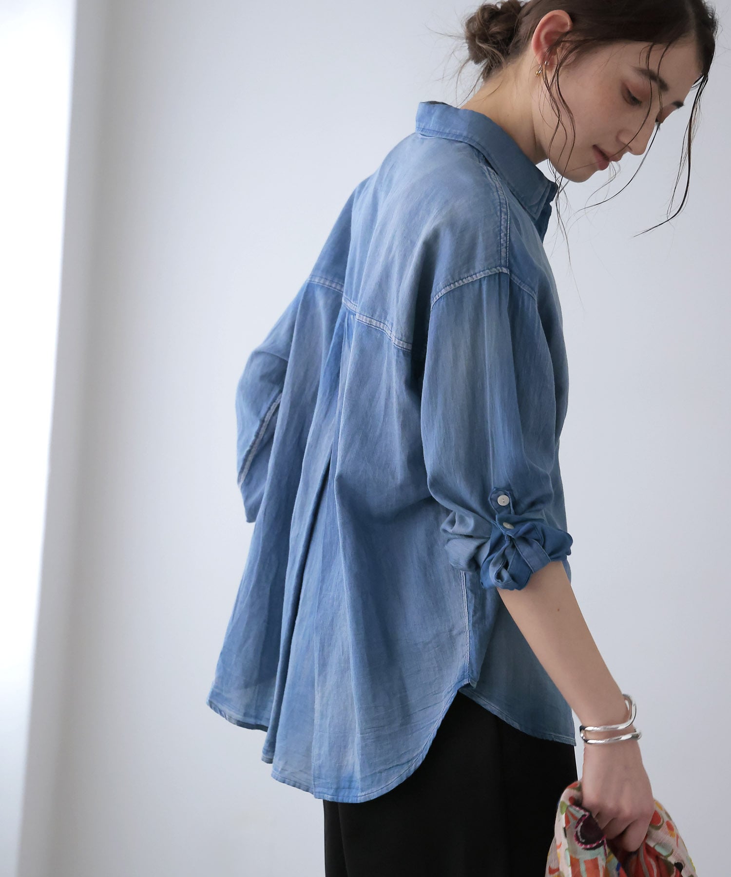 デニム風加工シャツ