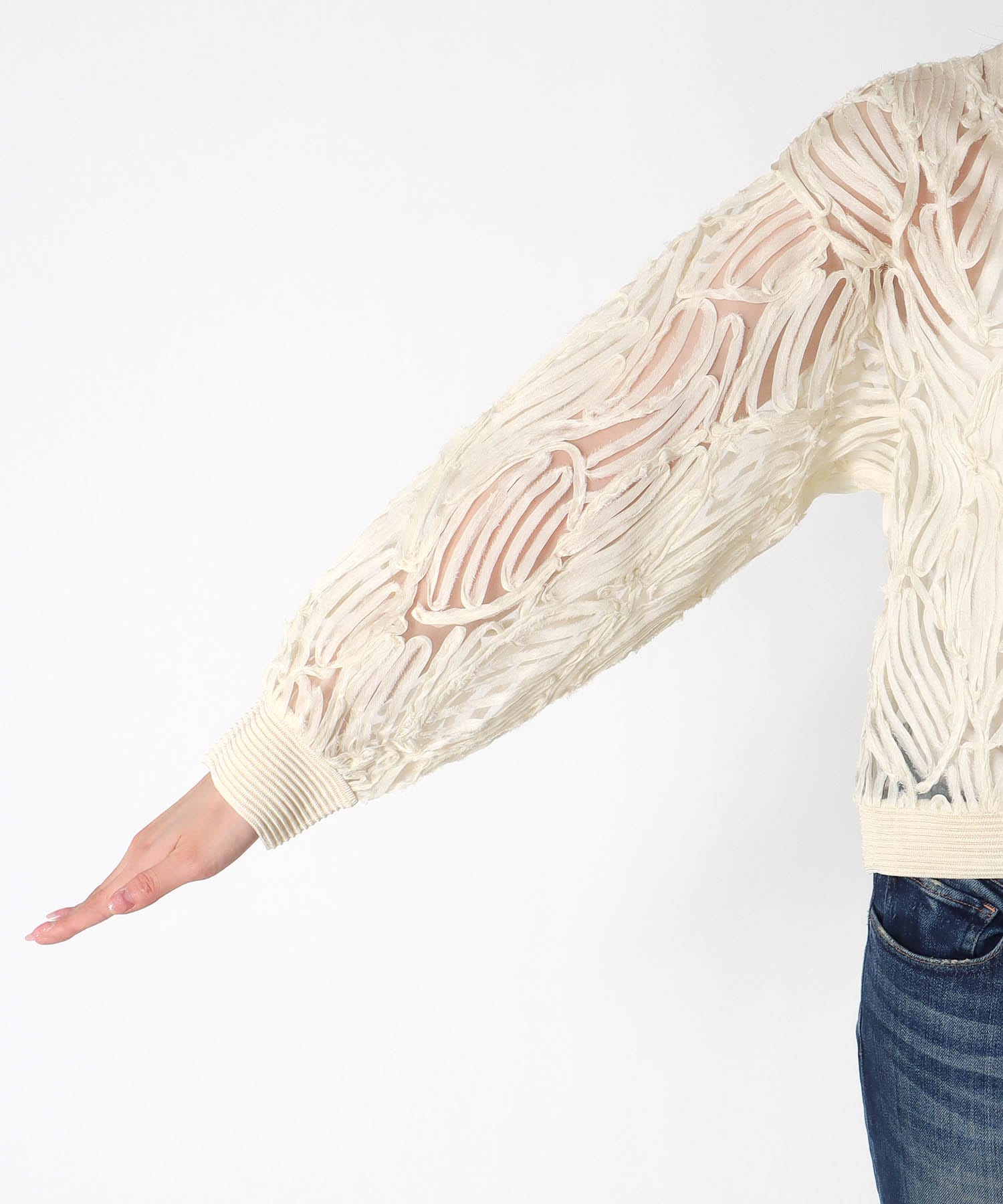 コード刺繍レースカーディガン