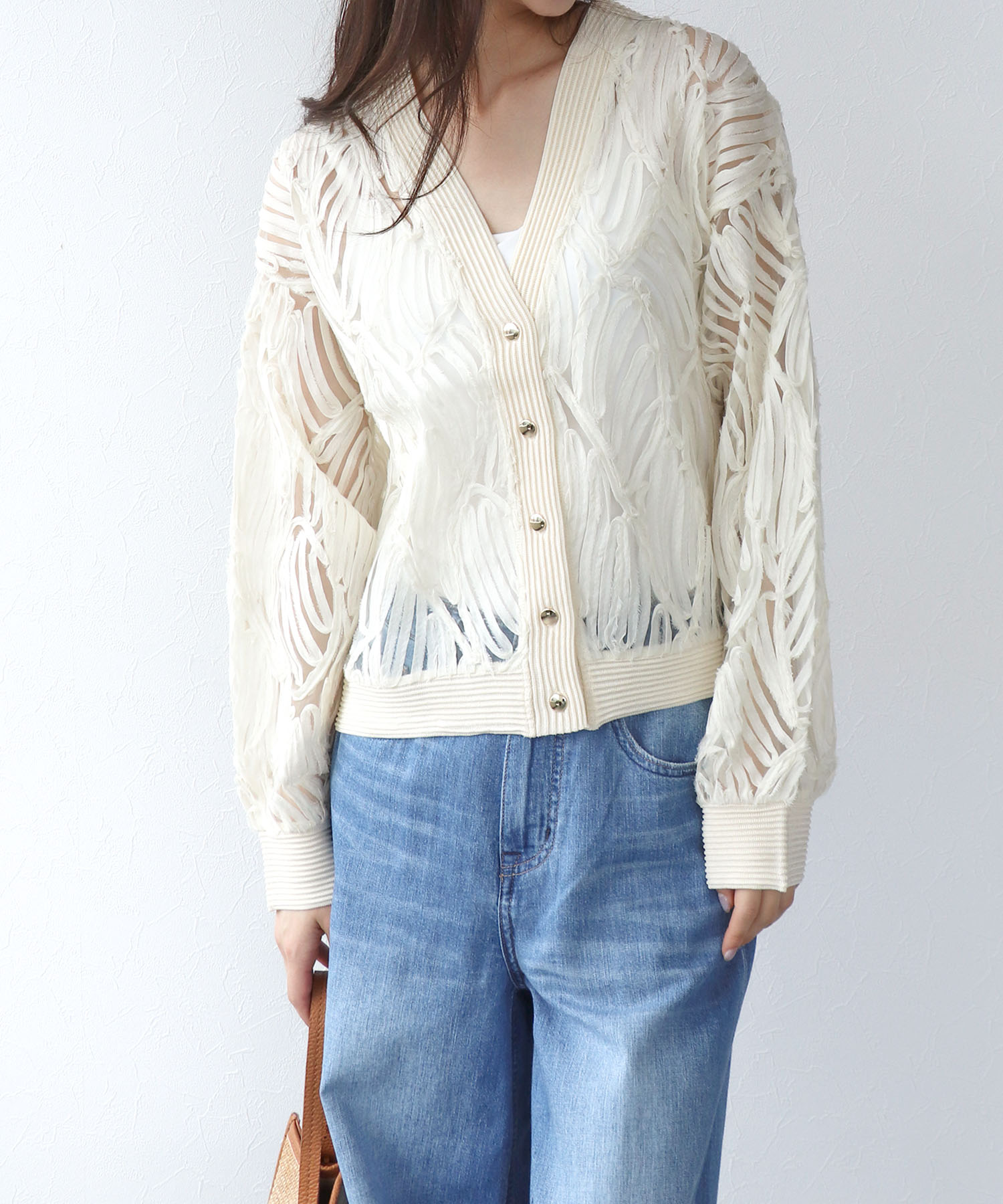 コード刺繍レースカーディガン