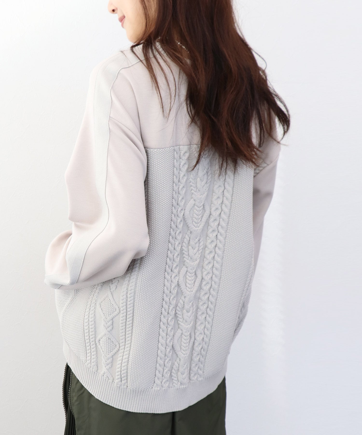 カットソー×ケーブルトップス