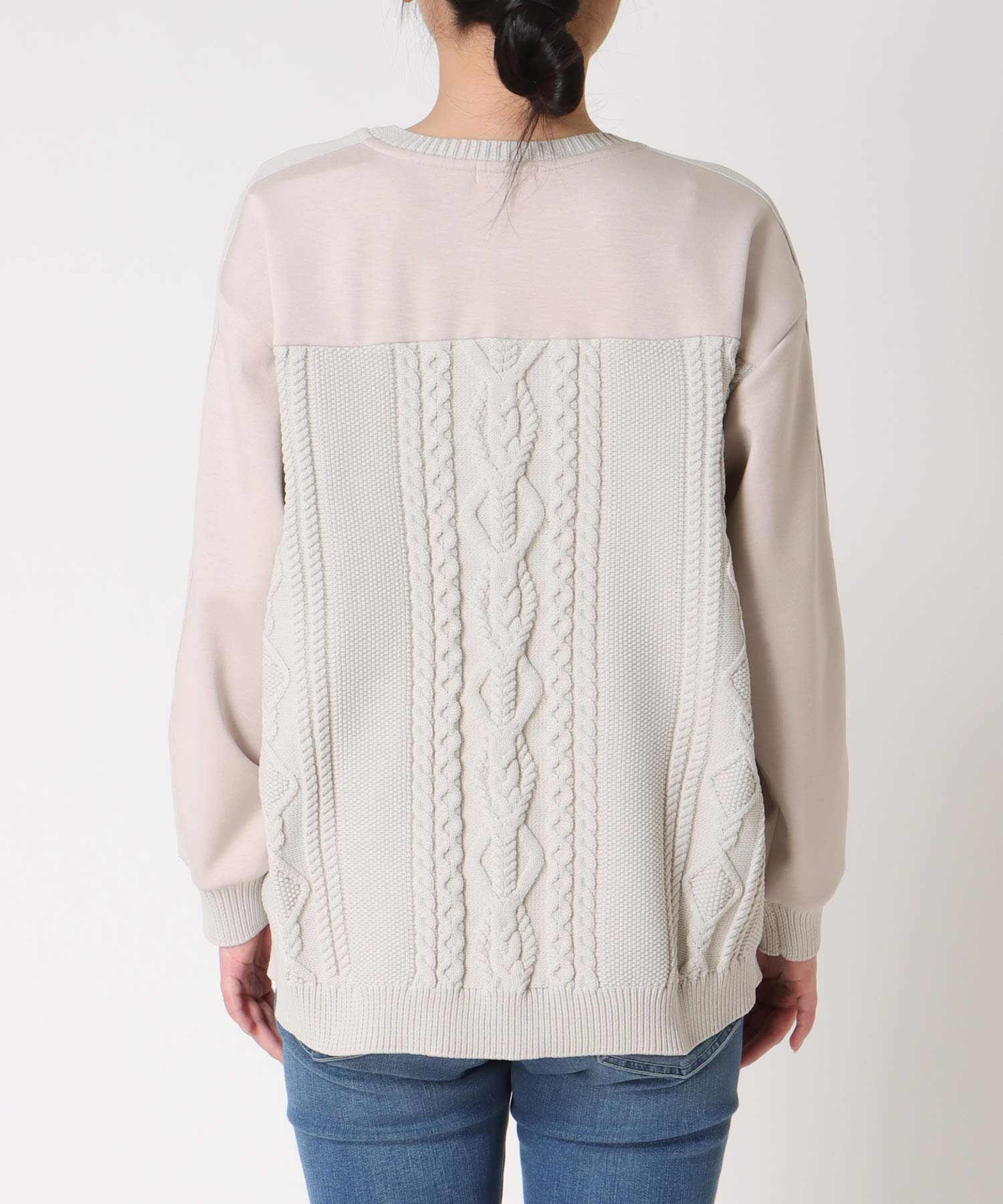 カットソー×ケーブルトップス