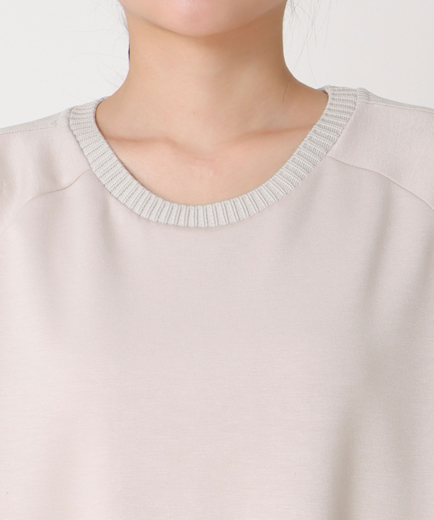 カットソー×ケーブルトップス