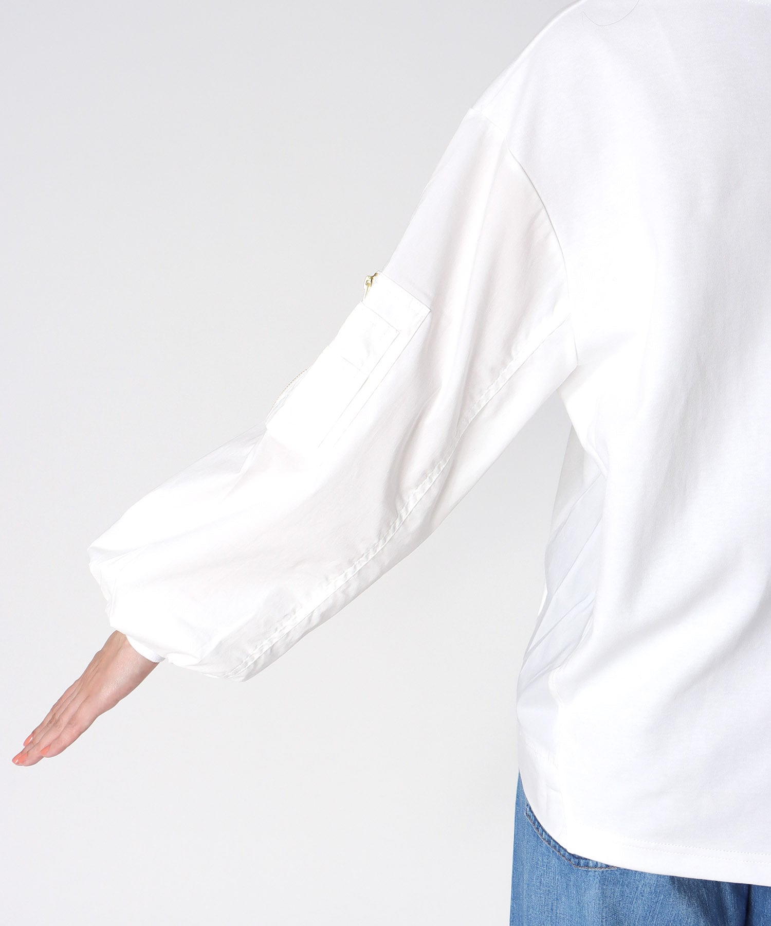 袖ドッキングダンボールトップス