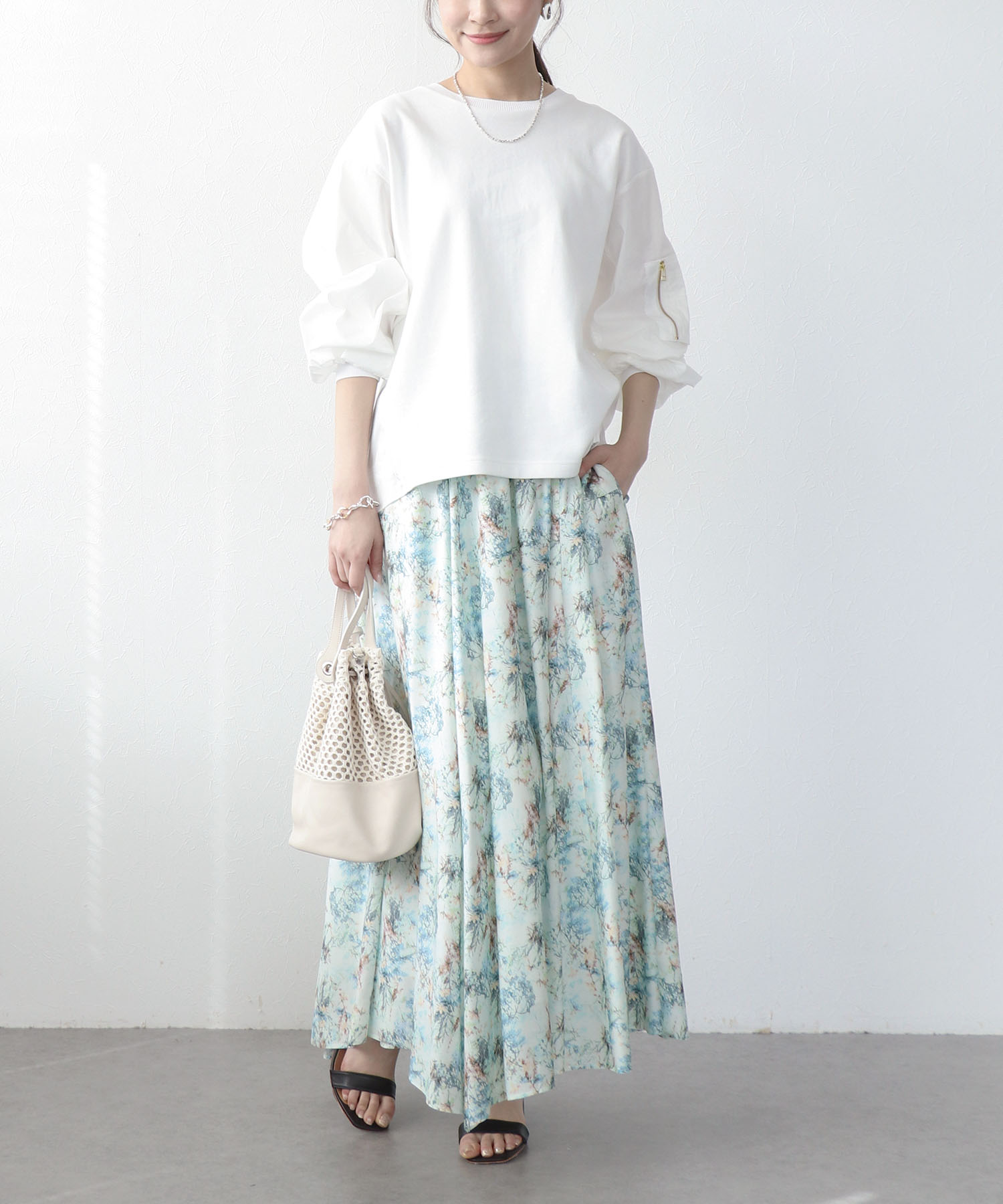 袖ドッキングダンボールトップス