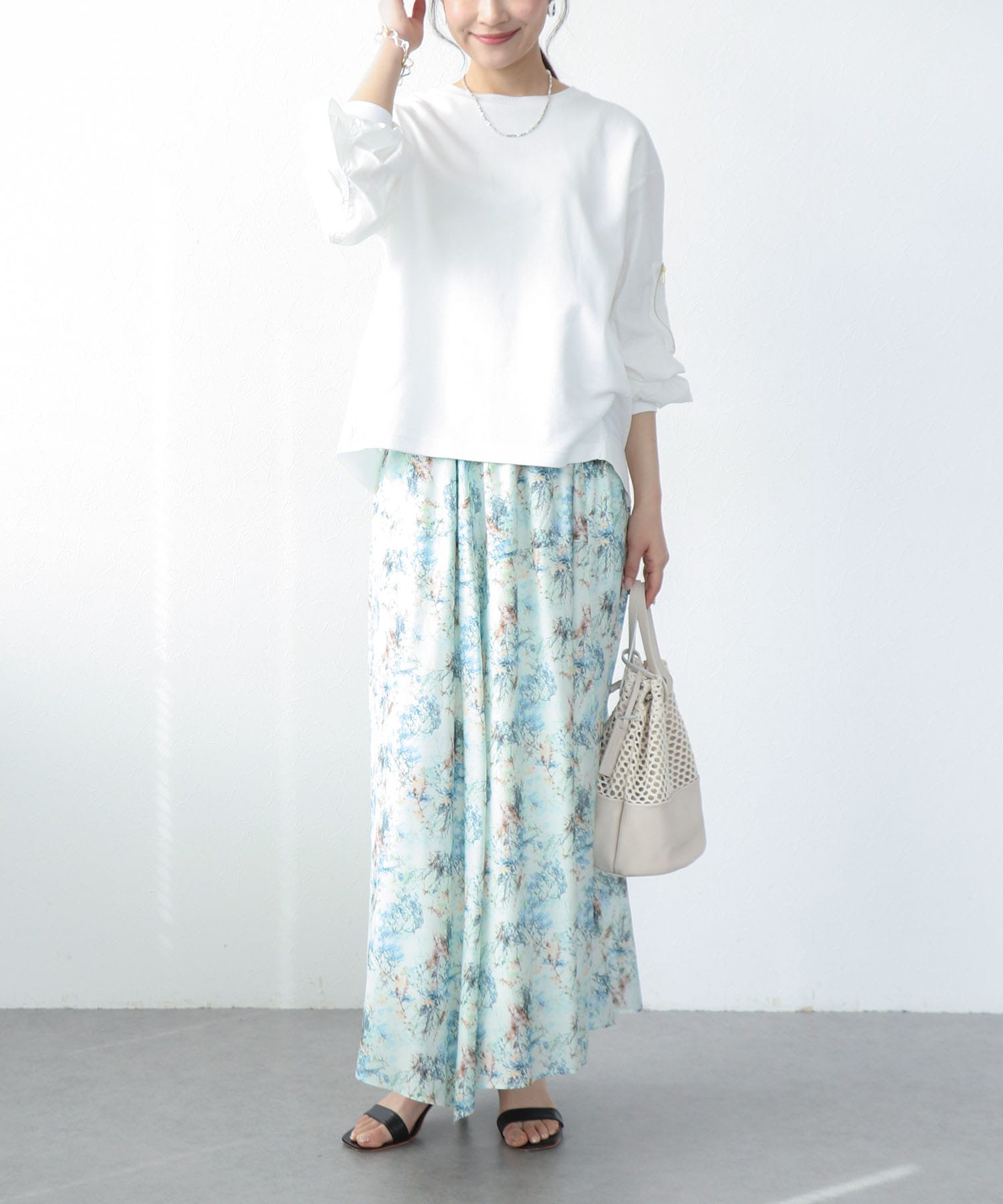 袖ドッキングダンボールトップス