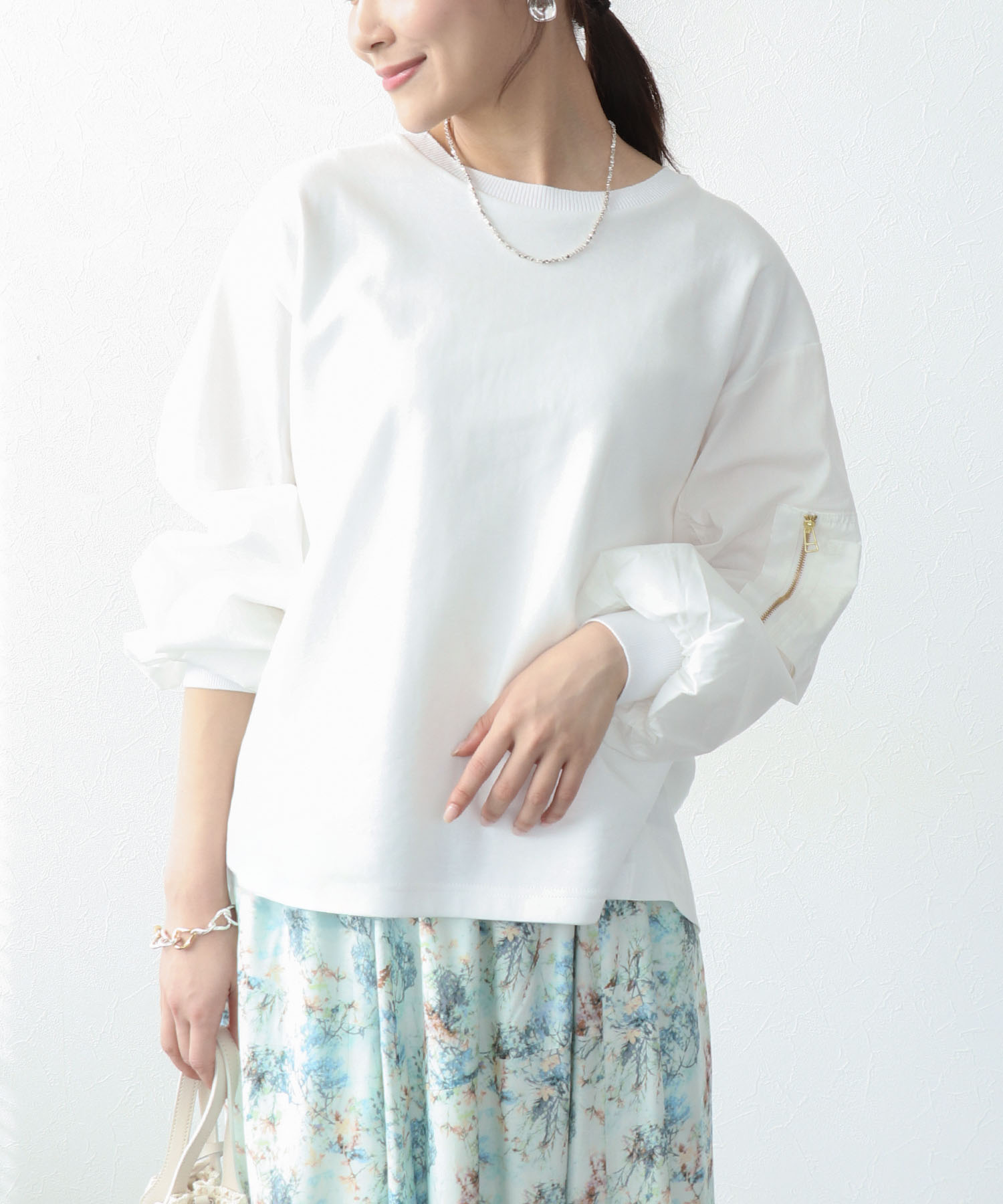 袖ドッキングダンボールトップス