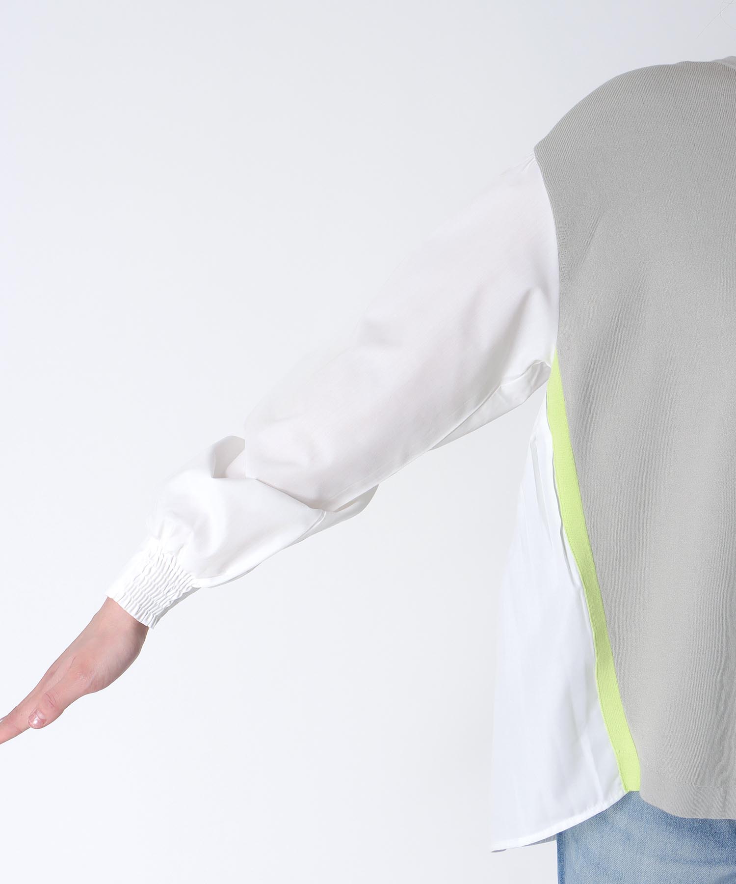 バックプリーツドッキングニット