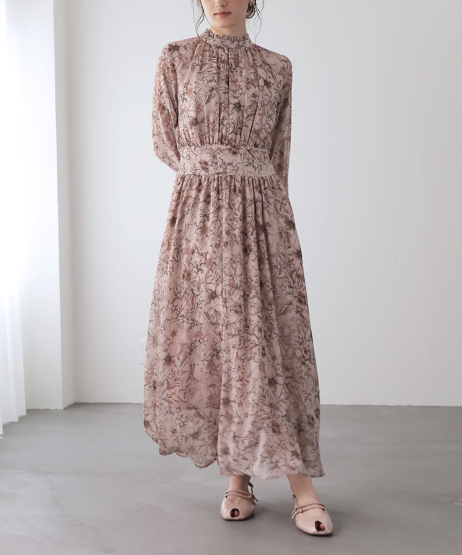 スタンドカラー レトロフラワーワンピース