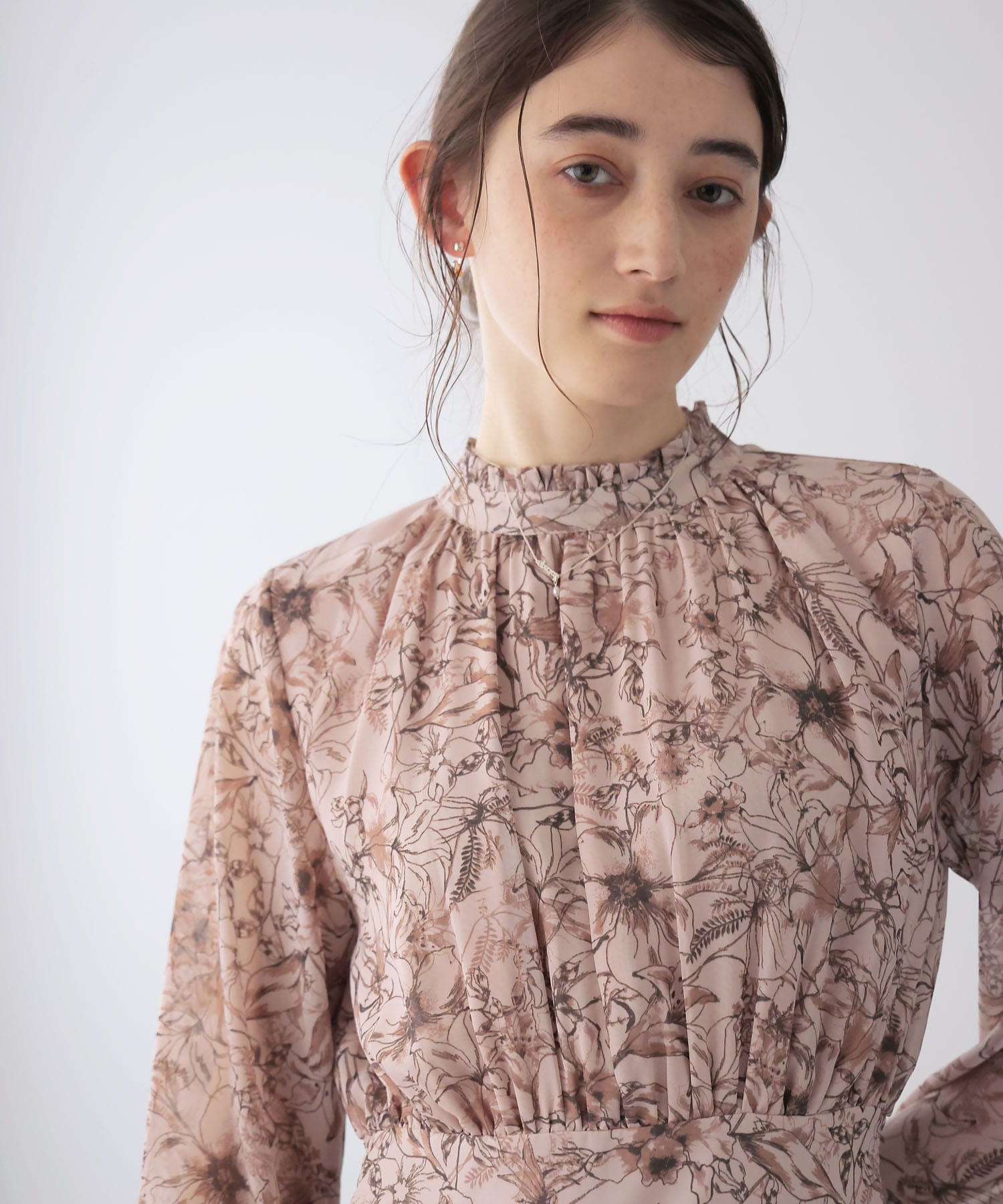 スタンドカラー レトロフラワーワンピース