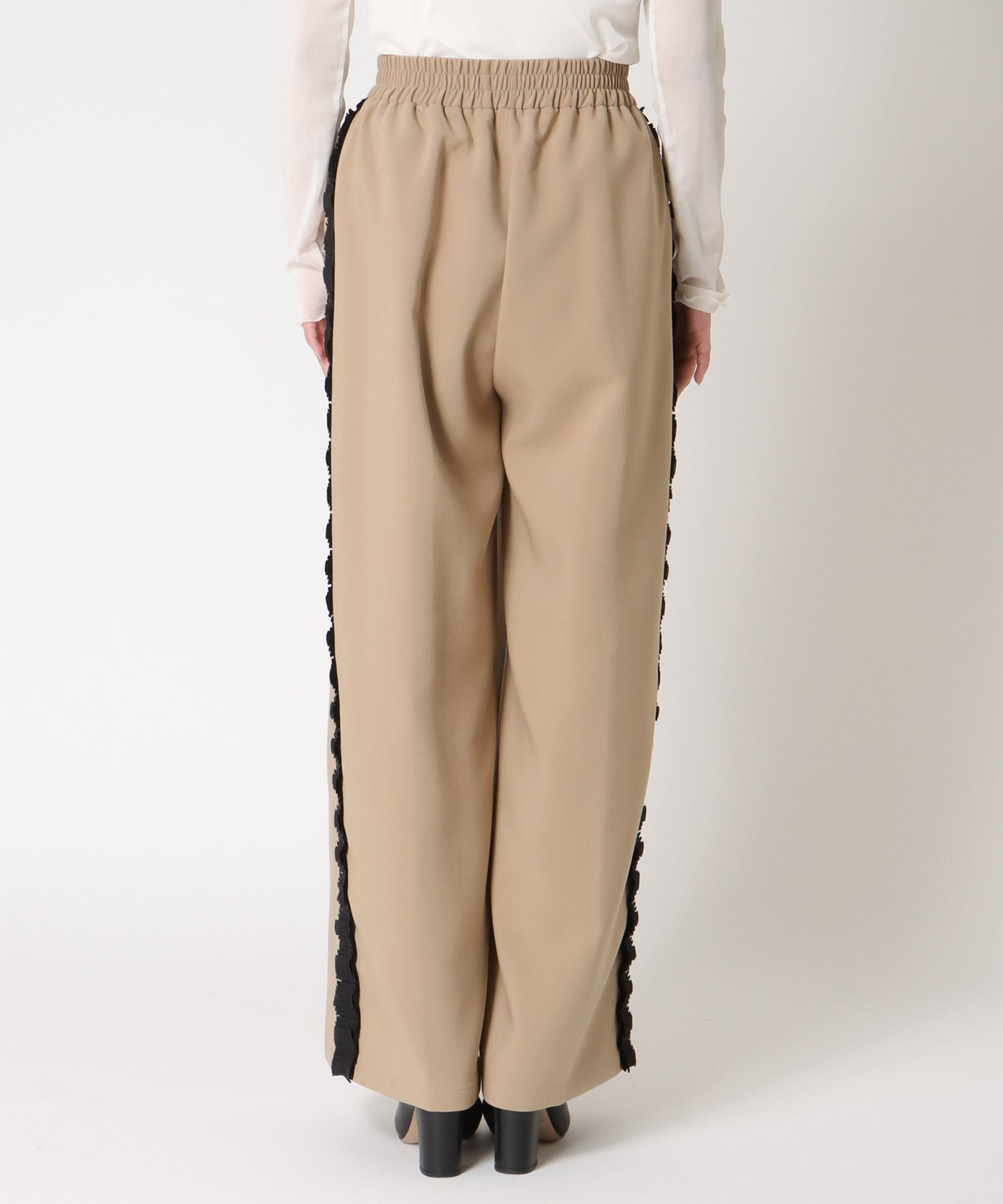 サイドプリーツワイドパンツ