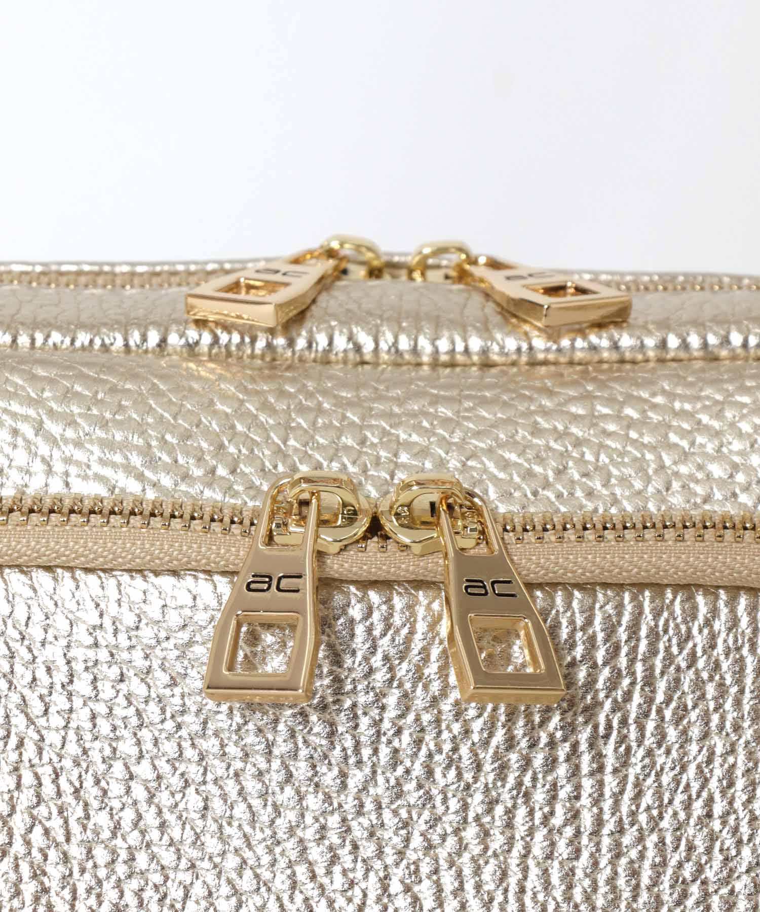 aleather metallic bag【andrea cardone/アンドレアカルドネ】