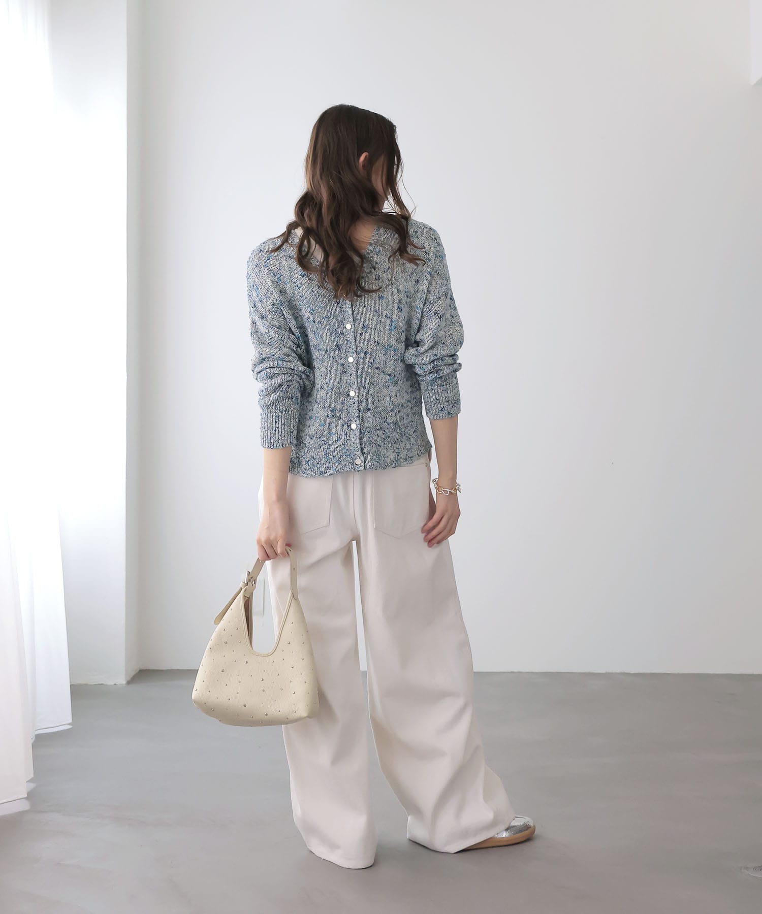 ホワイトスタッズトラペーズminiバッグ【クリスチャンヴィラ/CHRISTIAN VILLA】