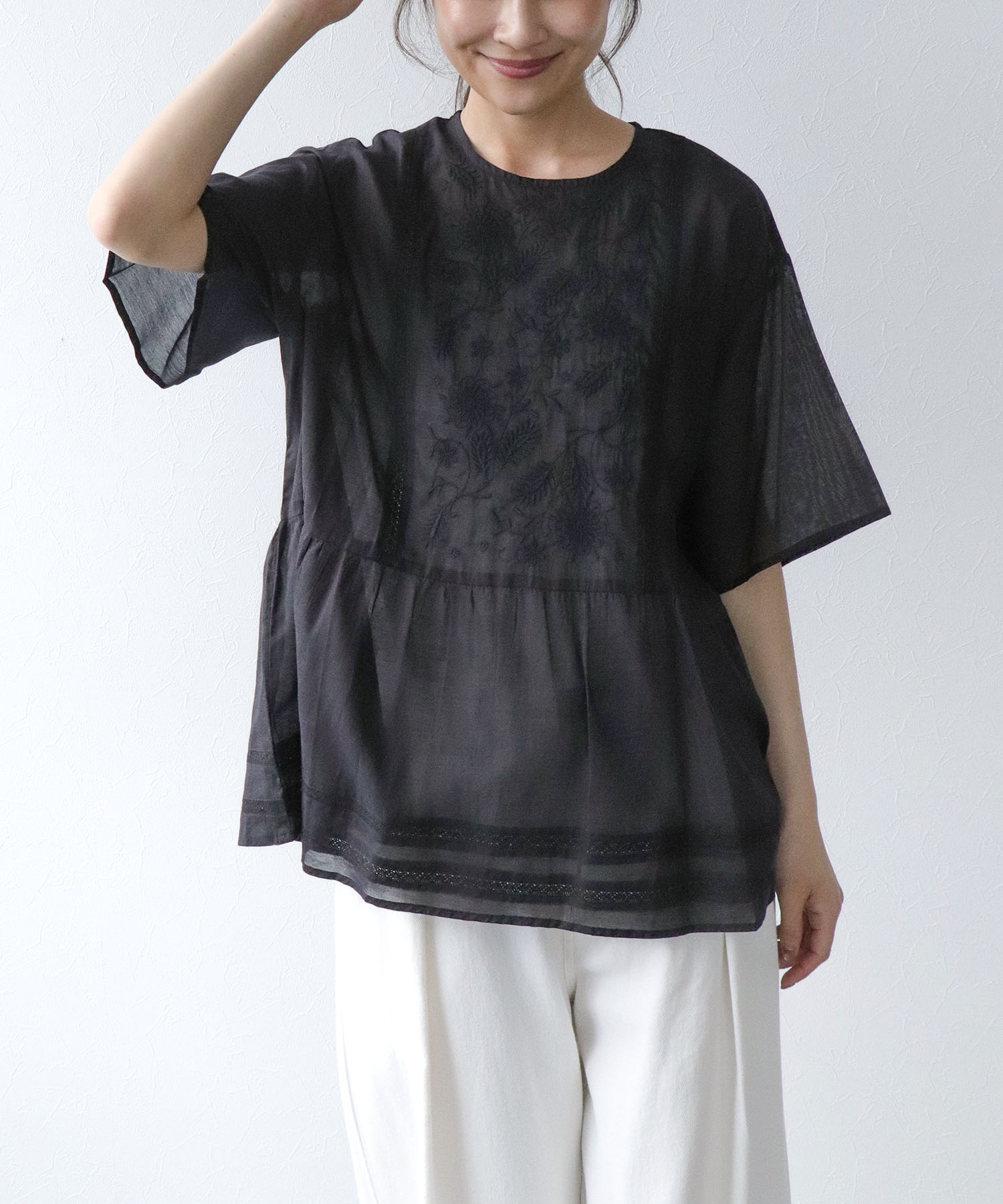 インドボイル刺繍ブラウス