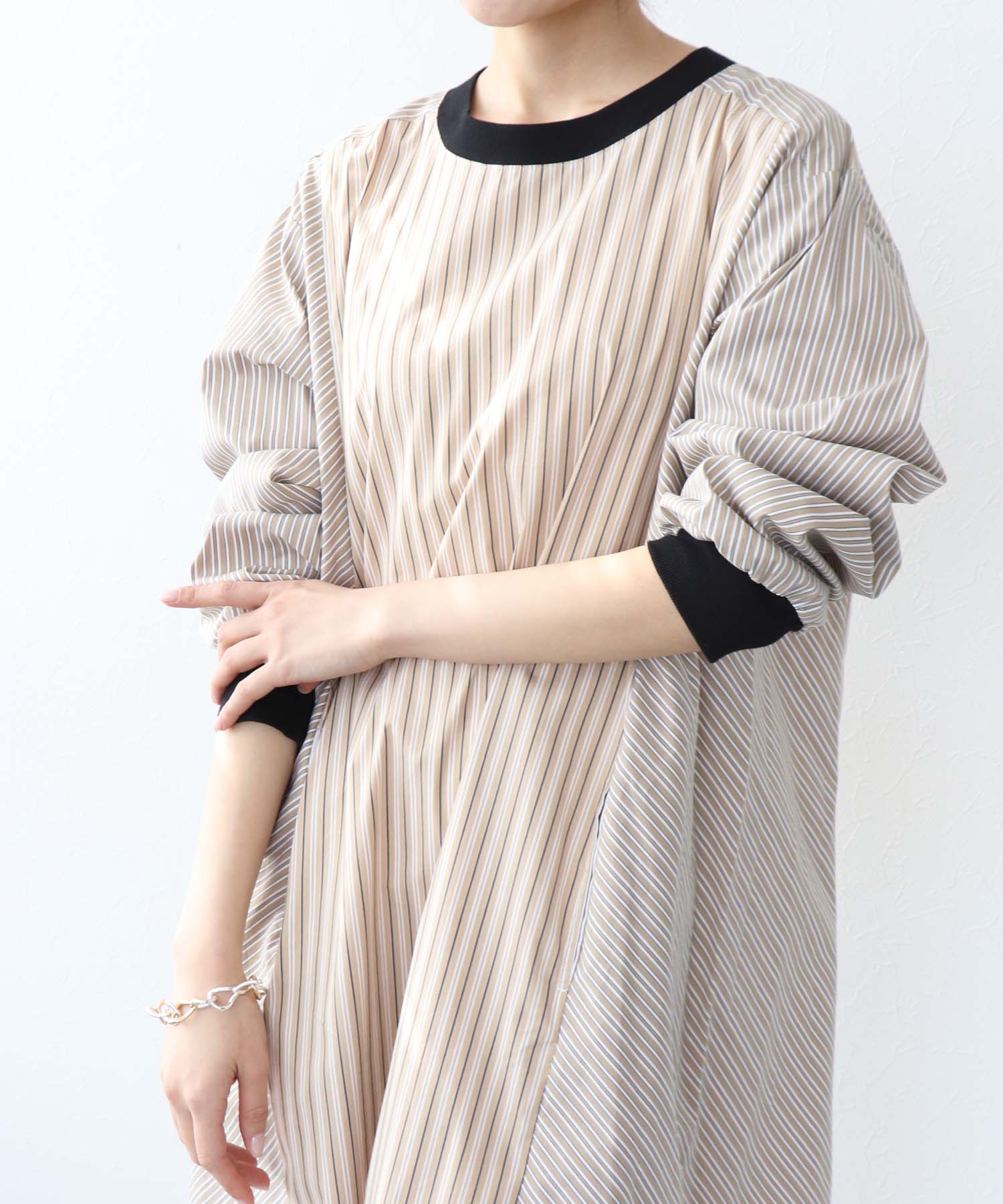 ストライプバイカラーワンピース