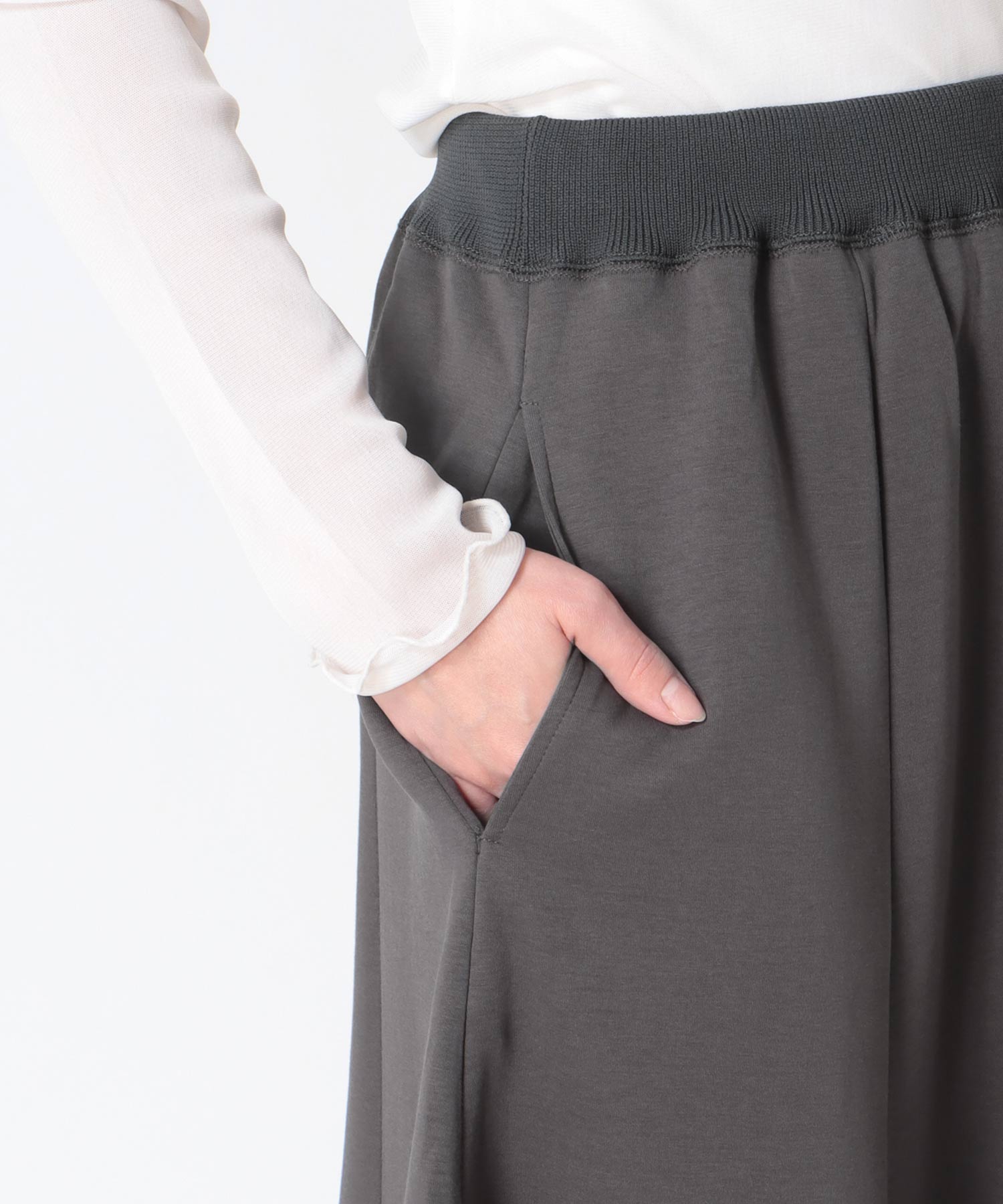 ダンボールニットフレアスカート