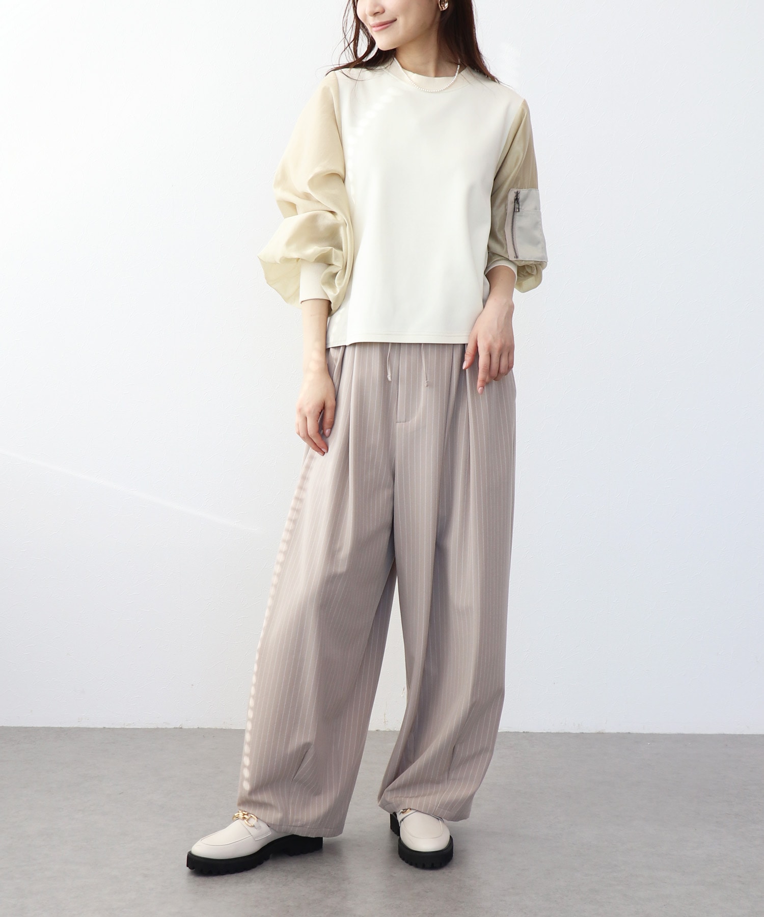 MA-1ライクポンチ異素材トップス