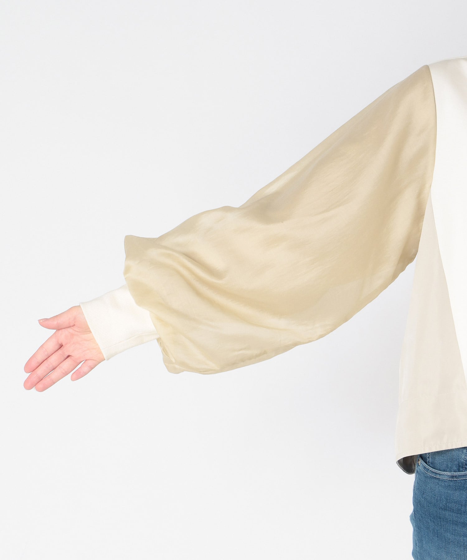 MA-1ライクポンチ異素材トップス