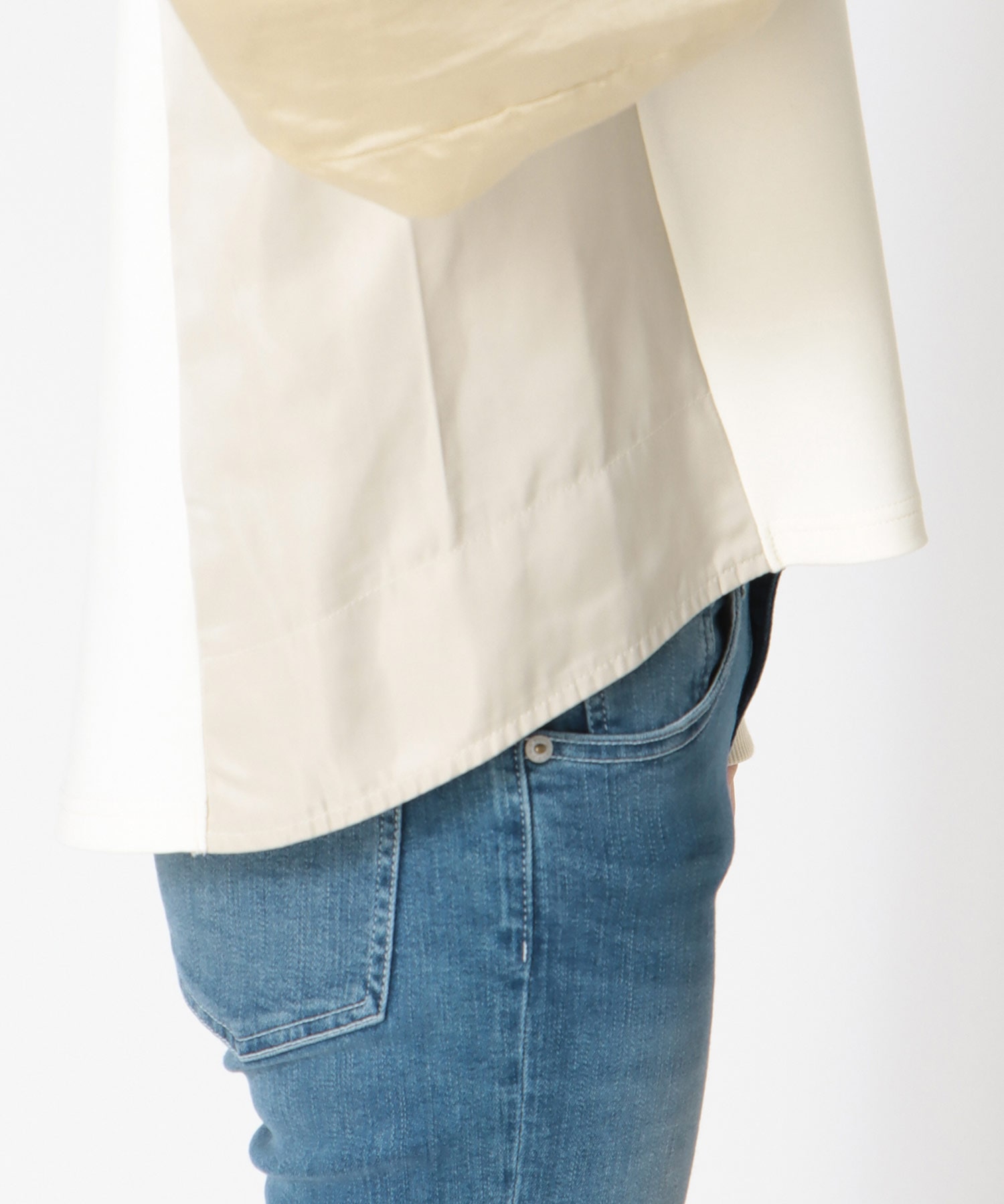 MA-1ライクポンチ異素材トップス