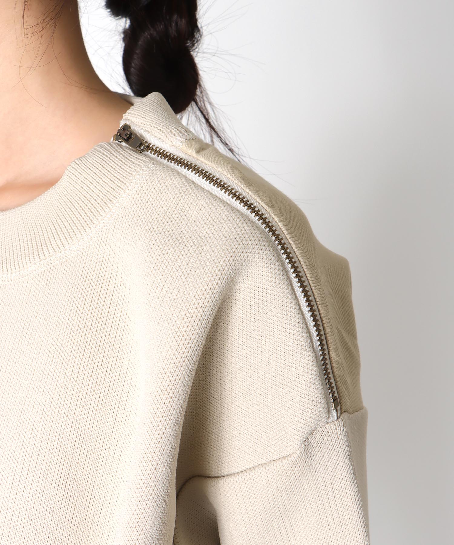 ニットダンボール ドッキングプルオーバー