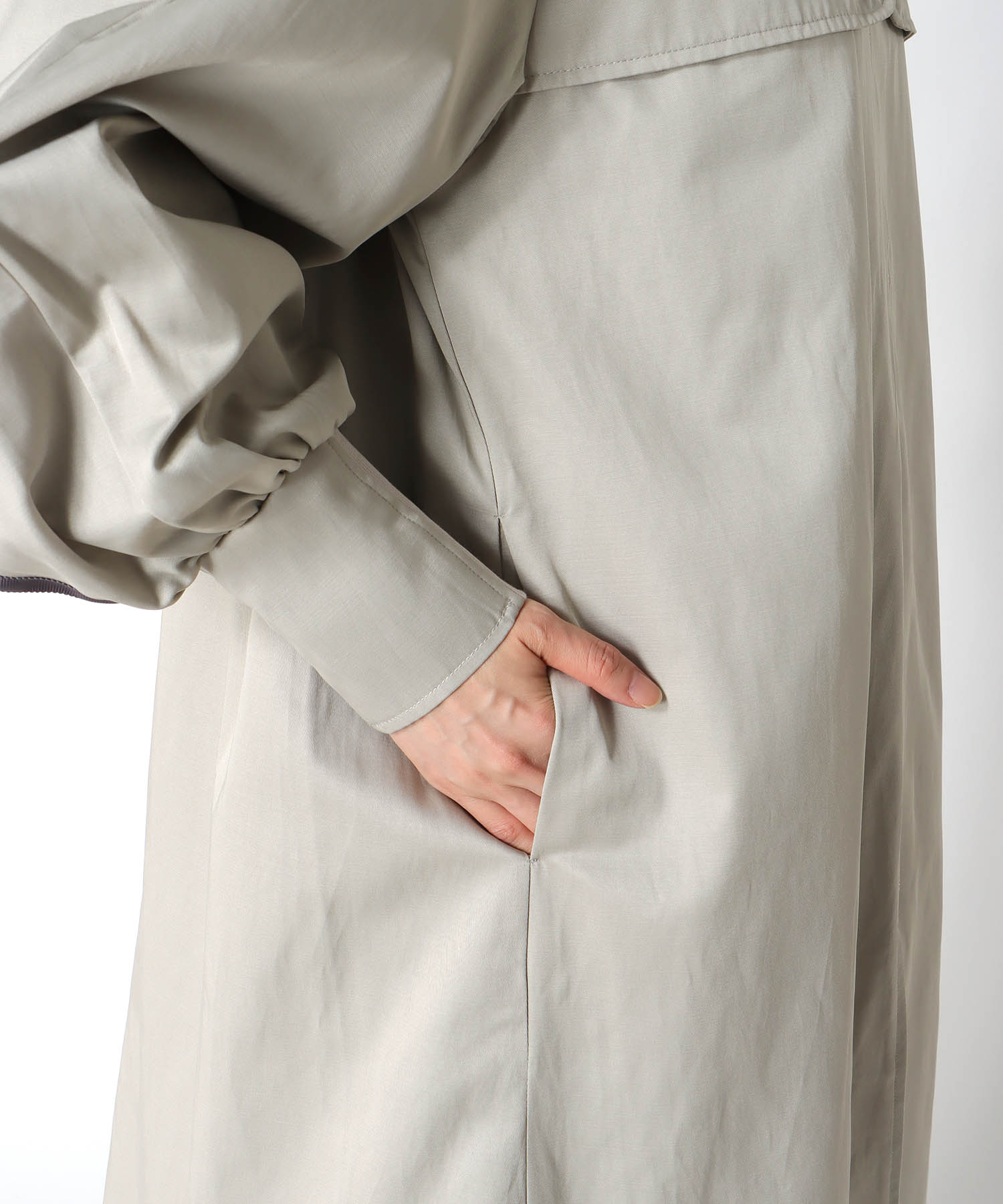 ライナー付ロングブルゾン