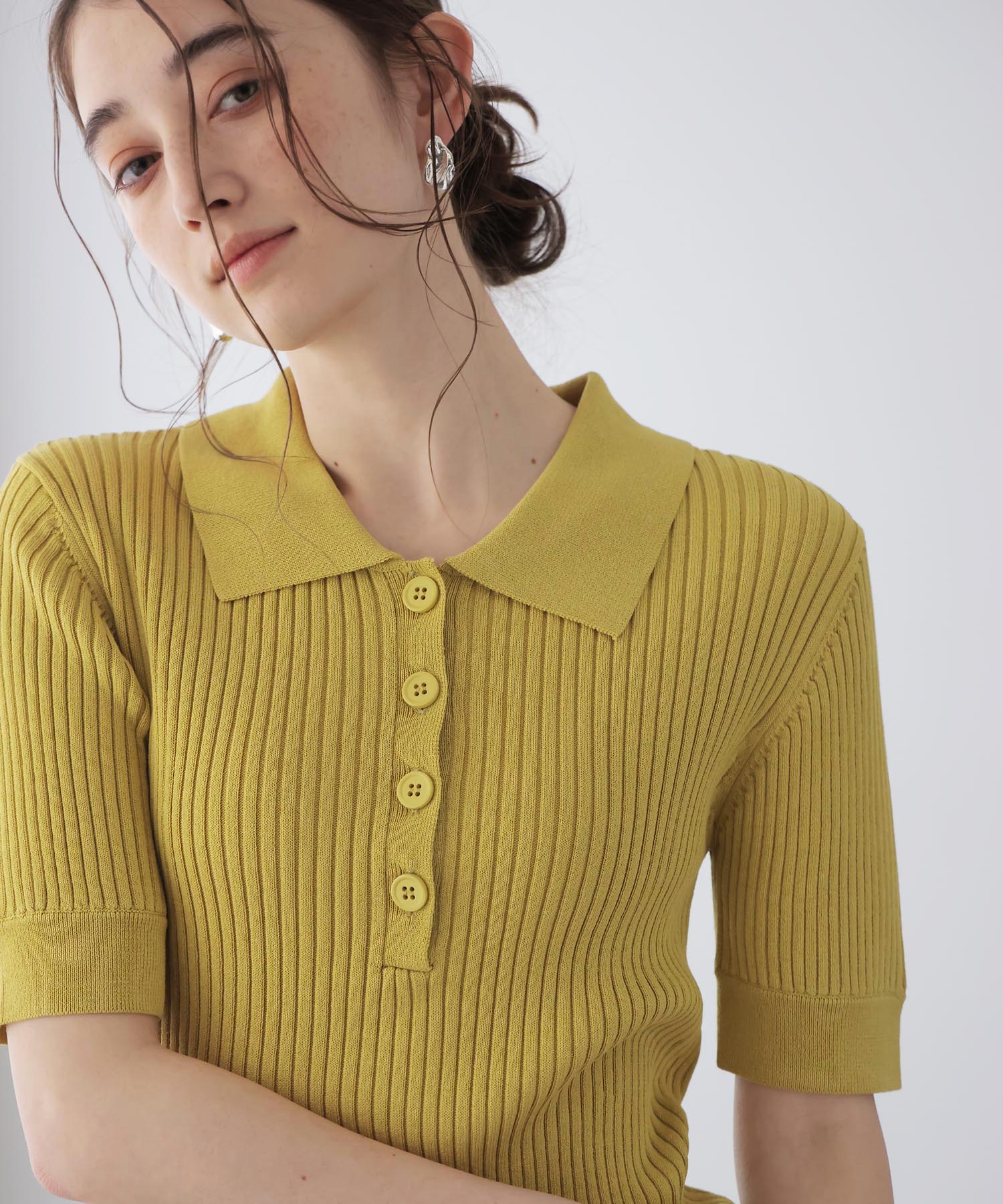 ポロ衿半袖ニット