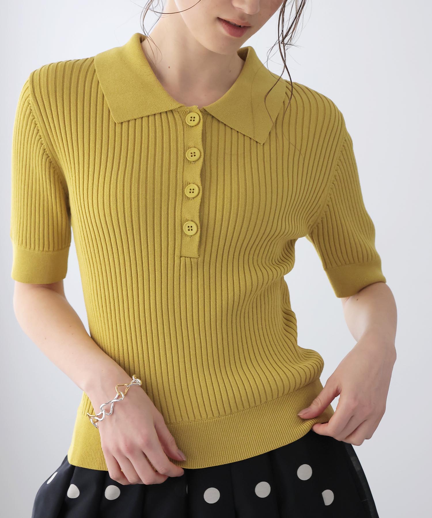 ポロ衿半袖ニット