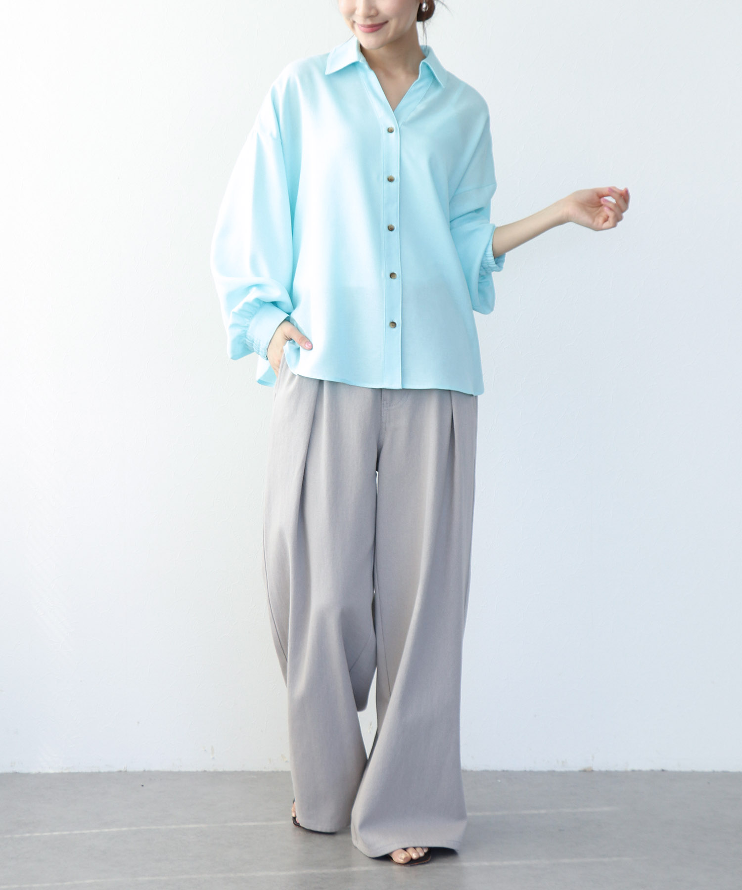 バックテープシャツブラウス